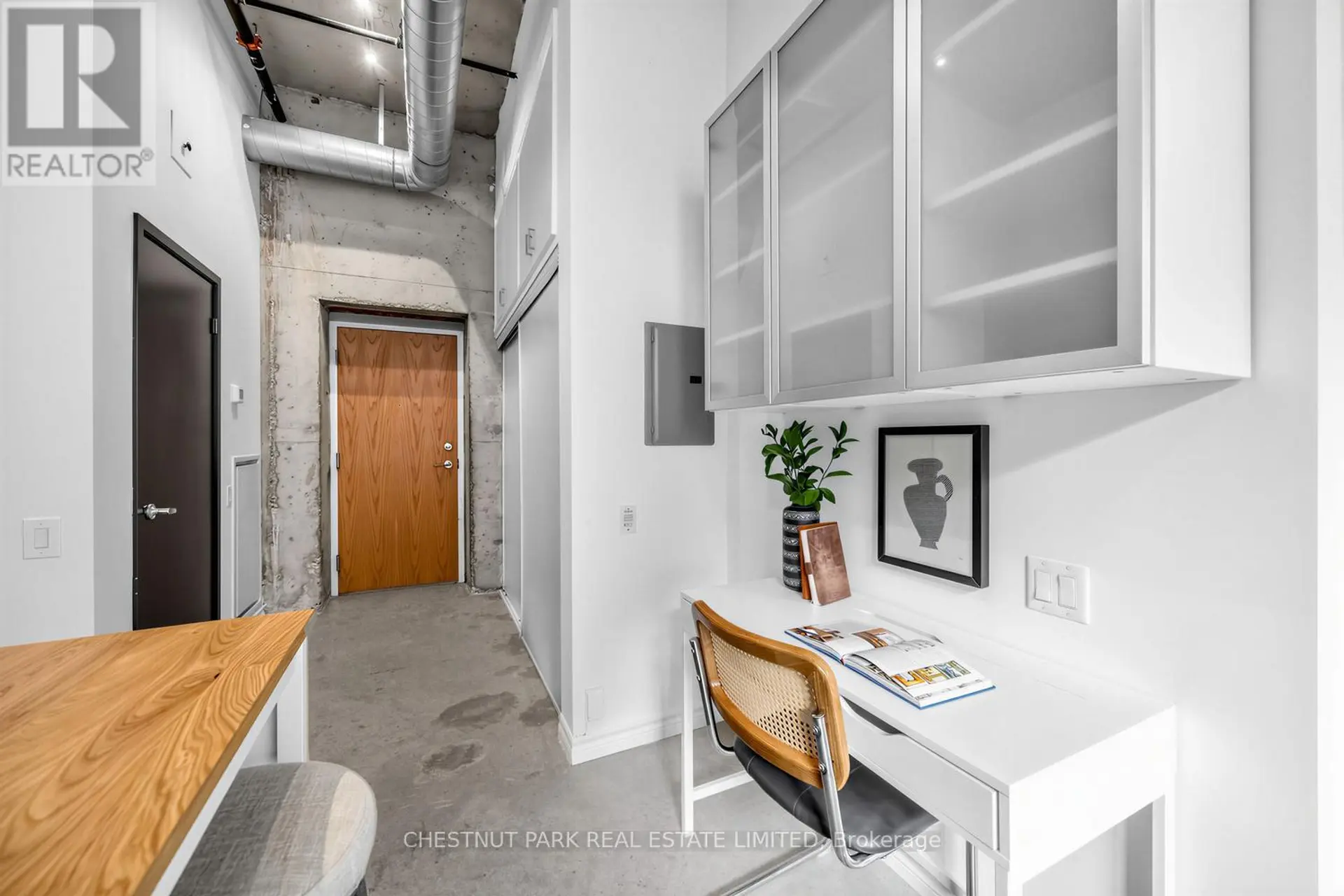 #301 363 SORAUREN AVENUE - Image 10