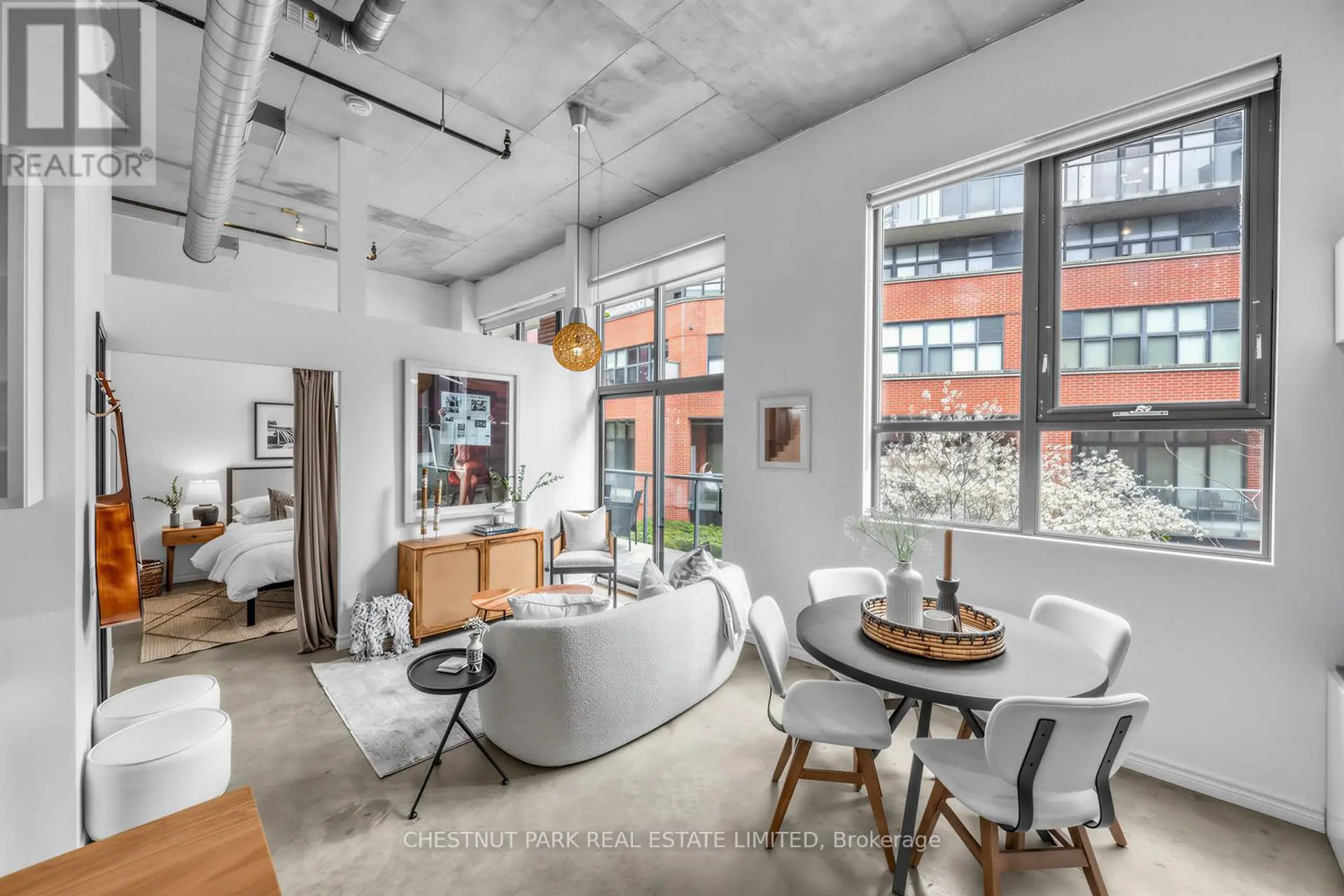 #301 363 SORAUREN AVENUE - Image 4