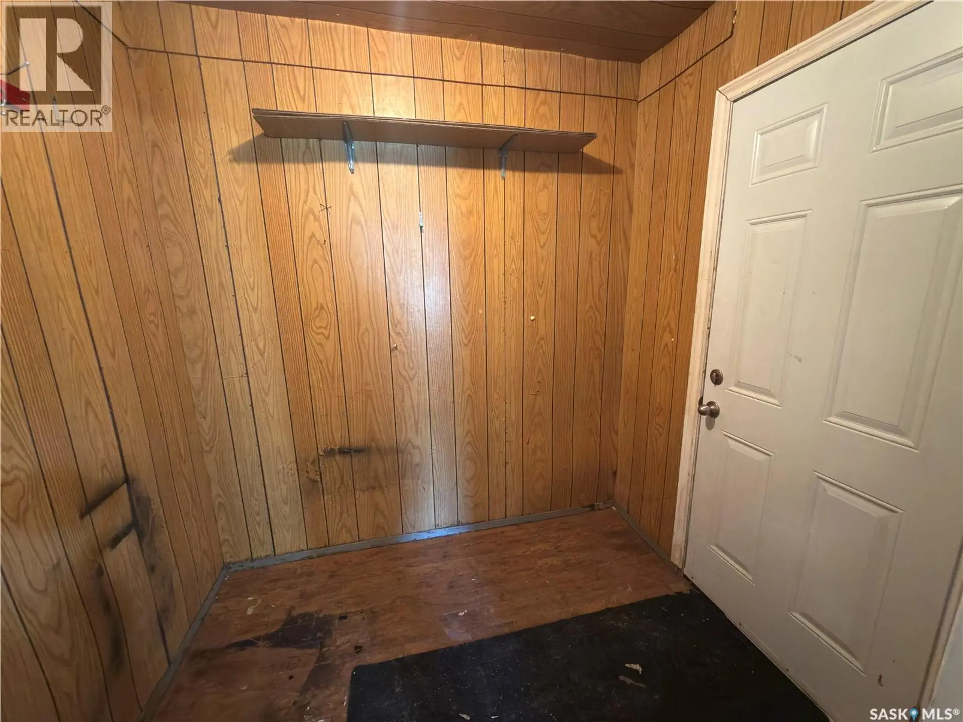 844 13th STREET W - Image 16