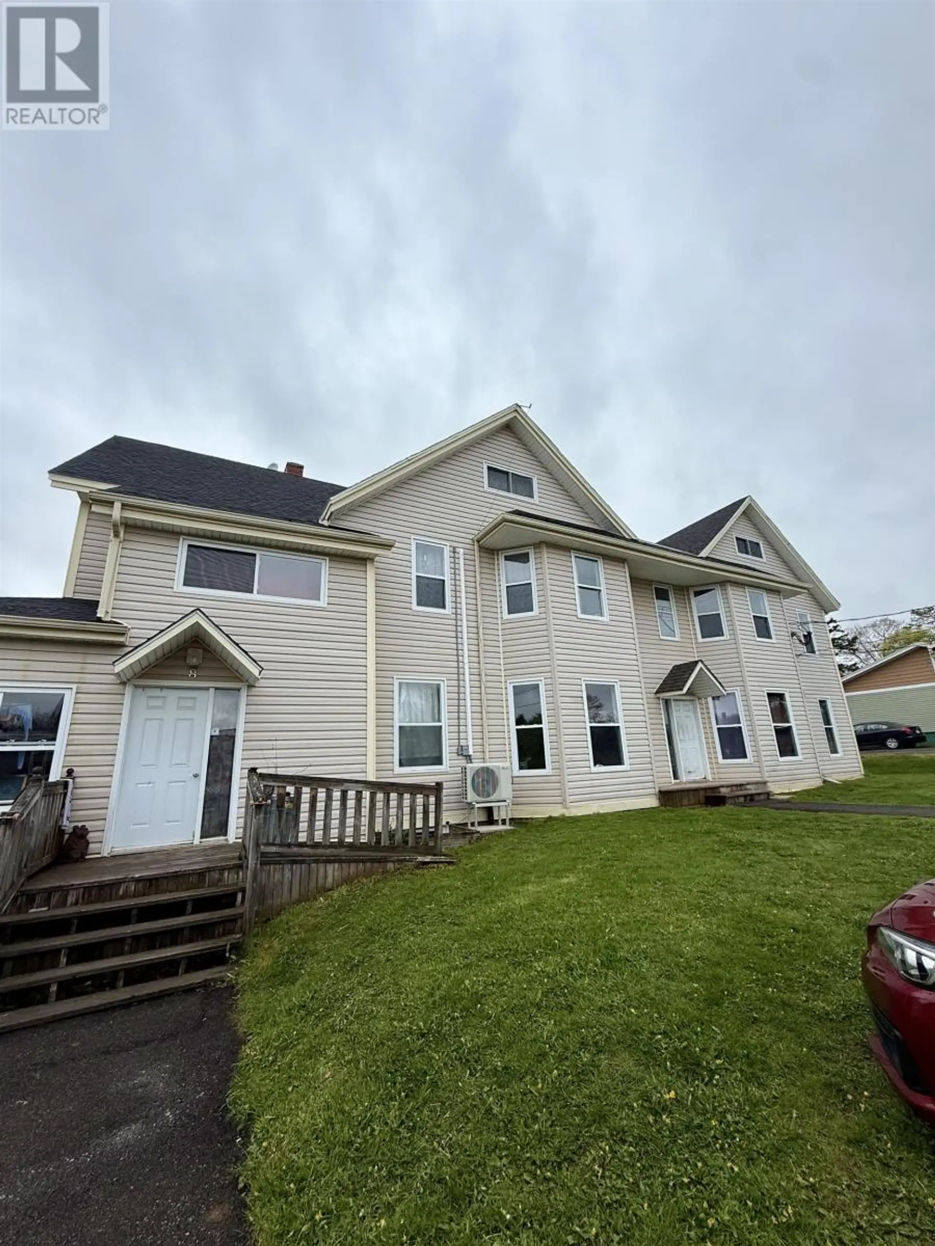 6 Pond Street - Image 2