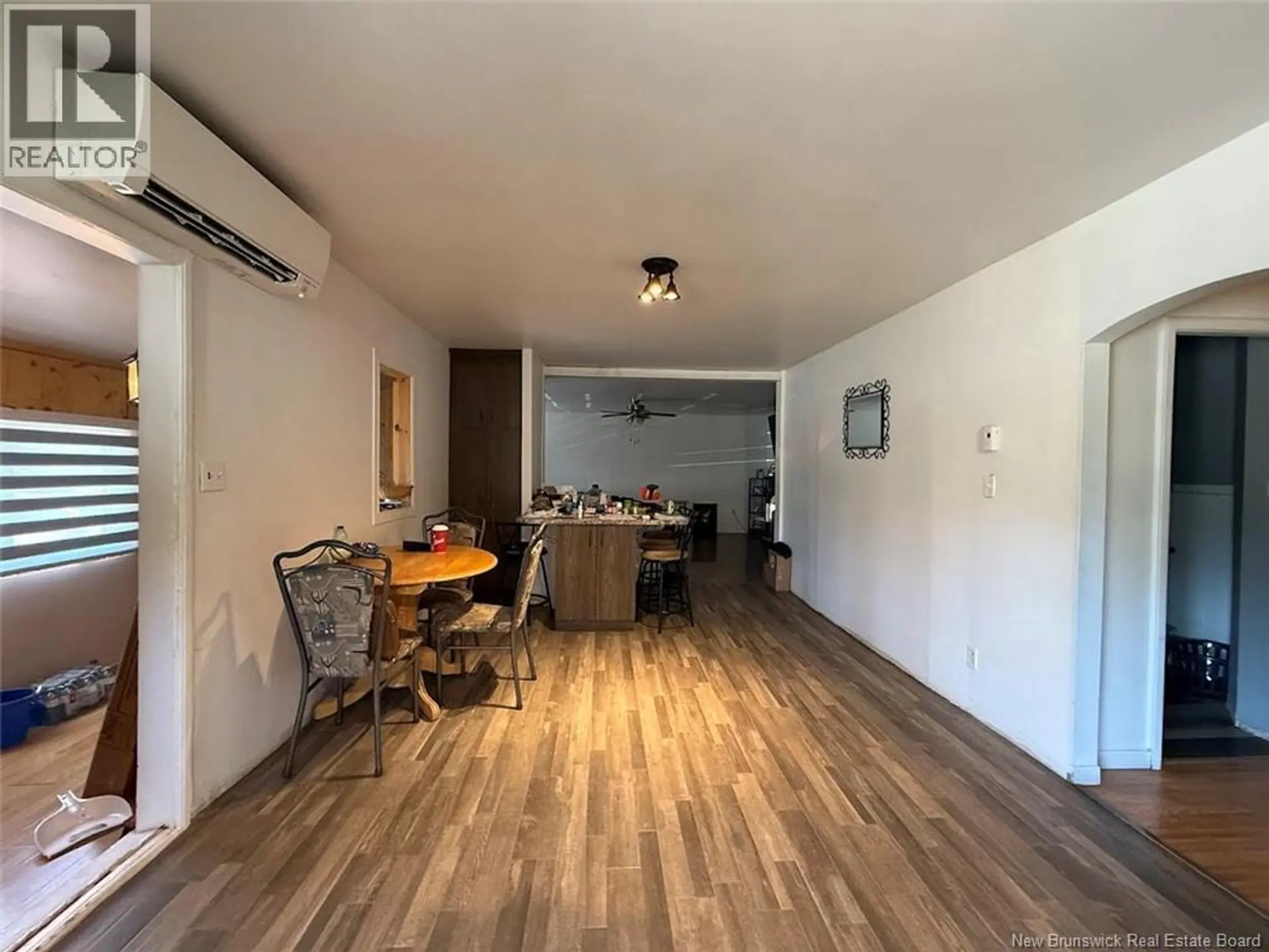 1043 Victoria Street - Image 4