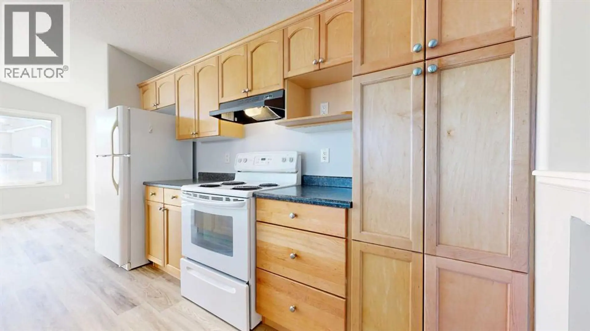 10317 Landing Drive - Image 5