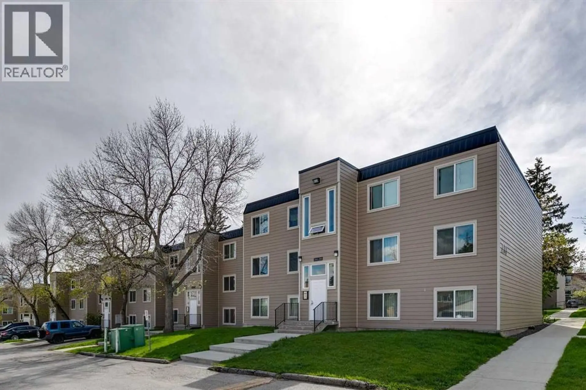 #208 315 Heritage Drive SE - Image 16