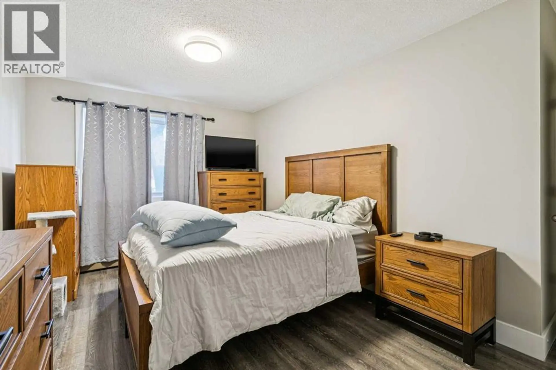 #208 315 Heritage Drive SE - Image 9