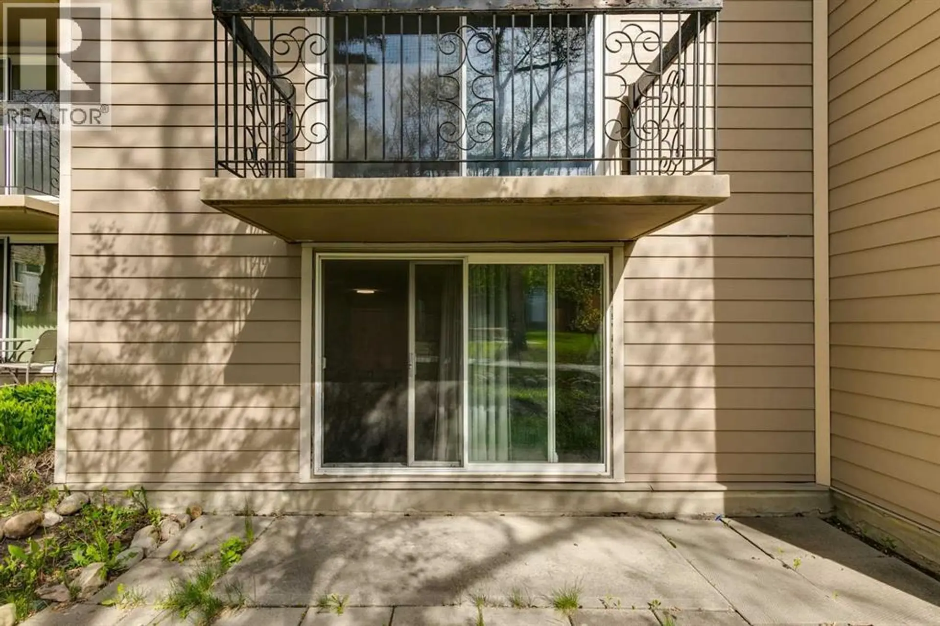 #208 315 Heritage Drive SE - Image 17
