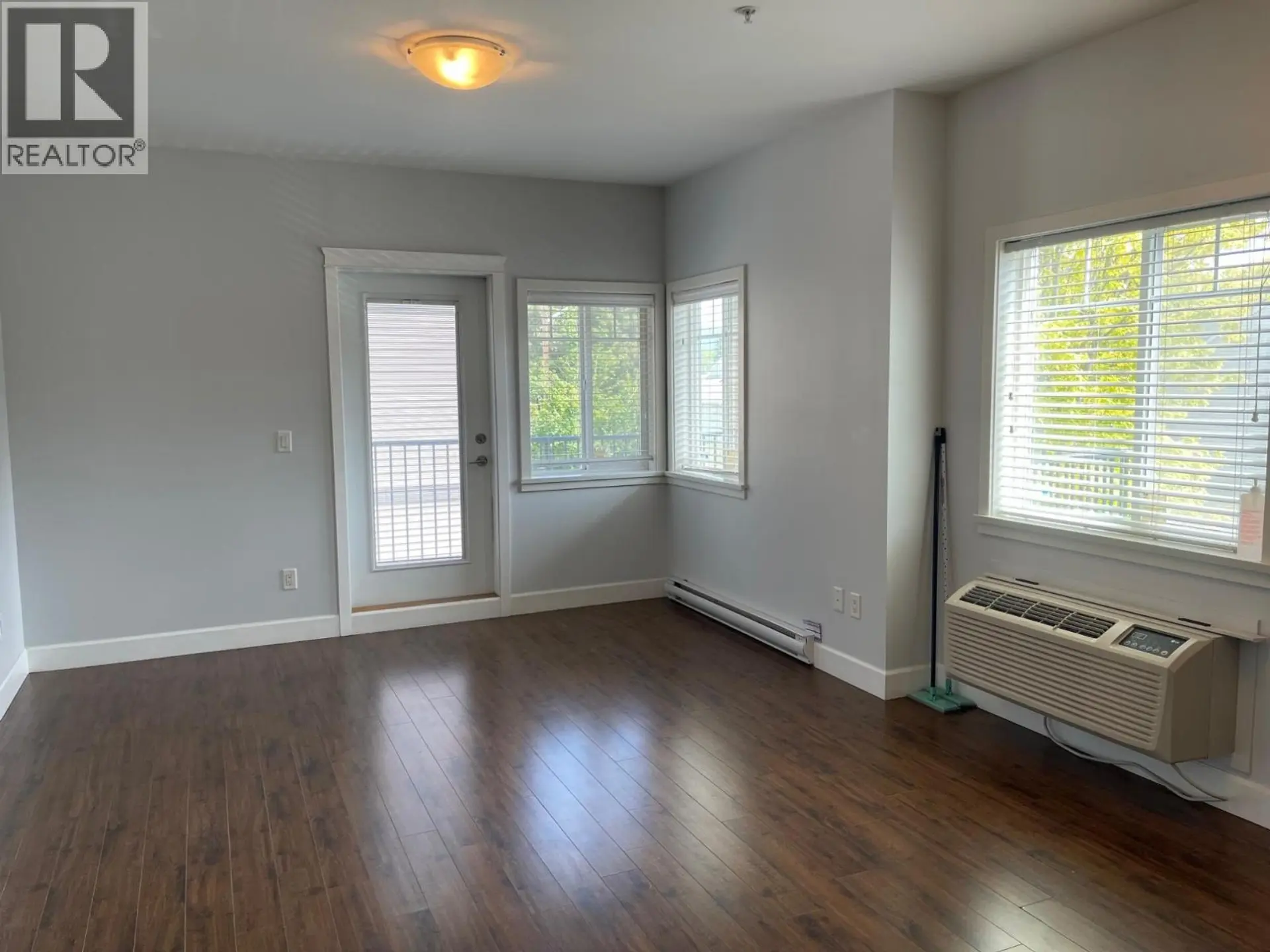 #203 2799 CLAPPERTON Avenue - Image 5