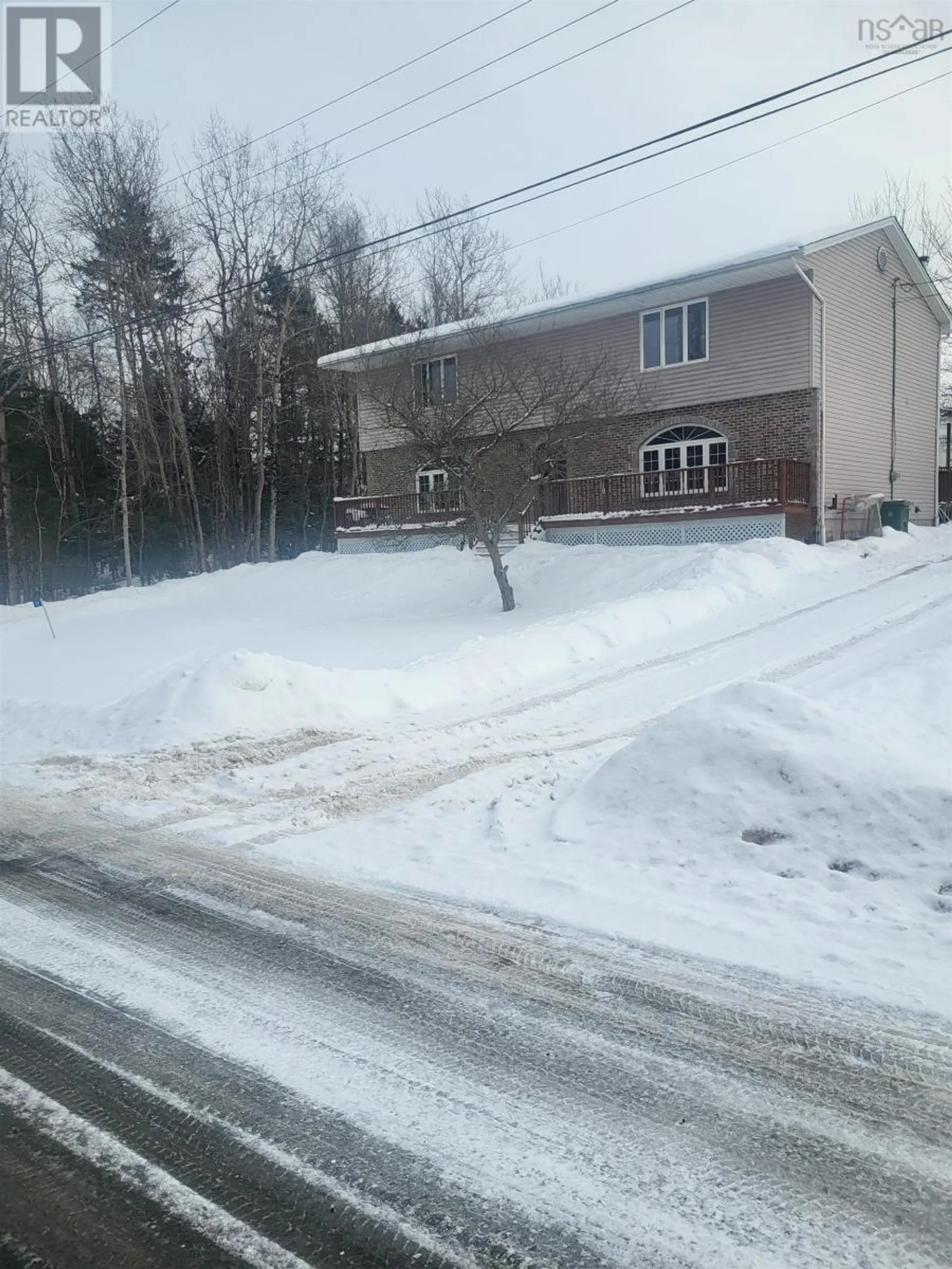 17/19 Annabelle Drive - Image 2