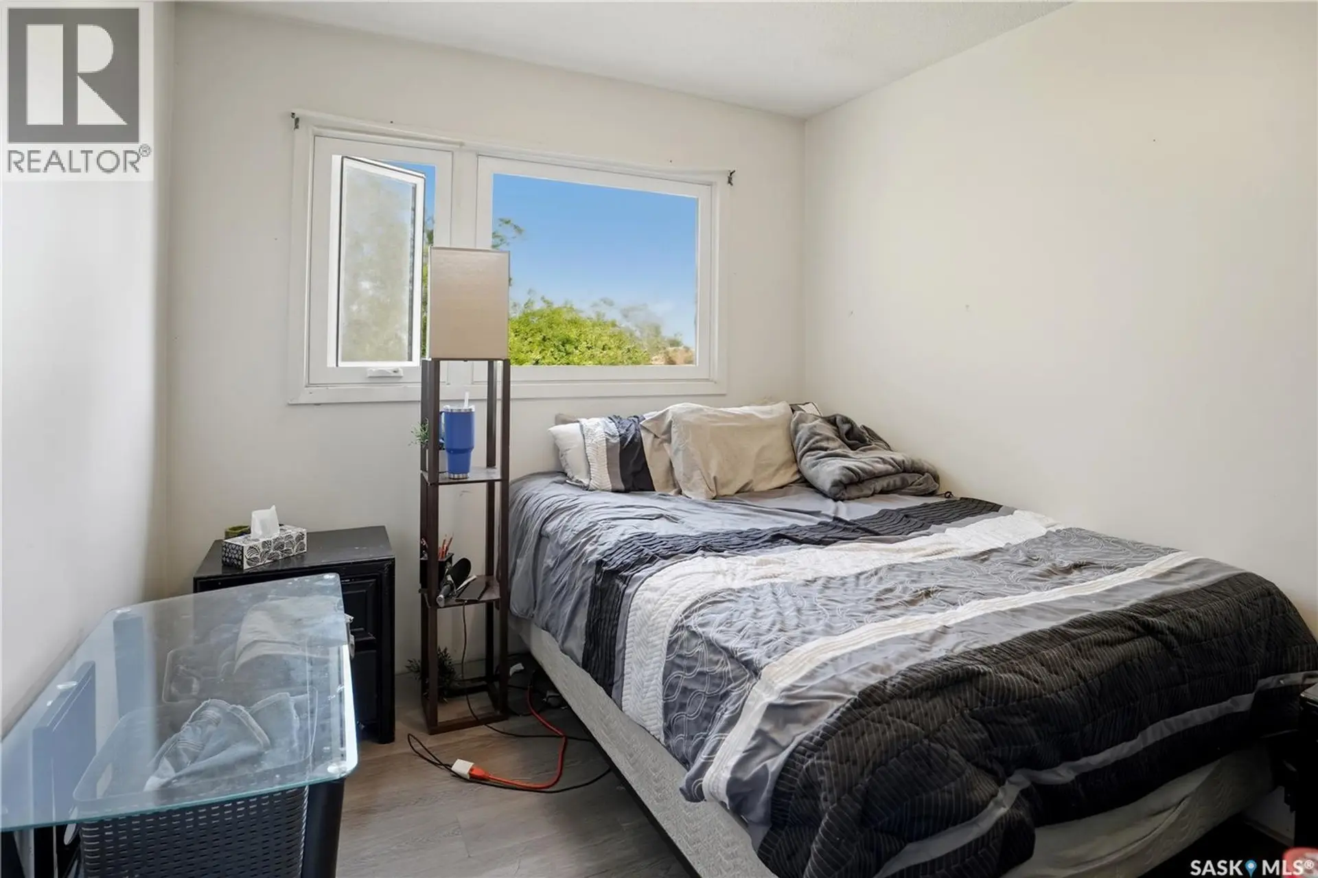 2106 101st CRESCENT - Image 9