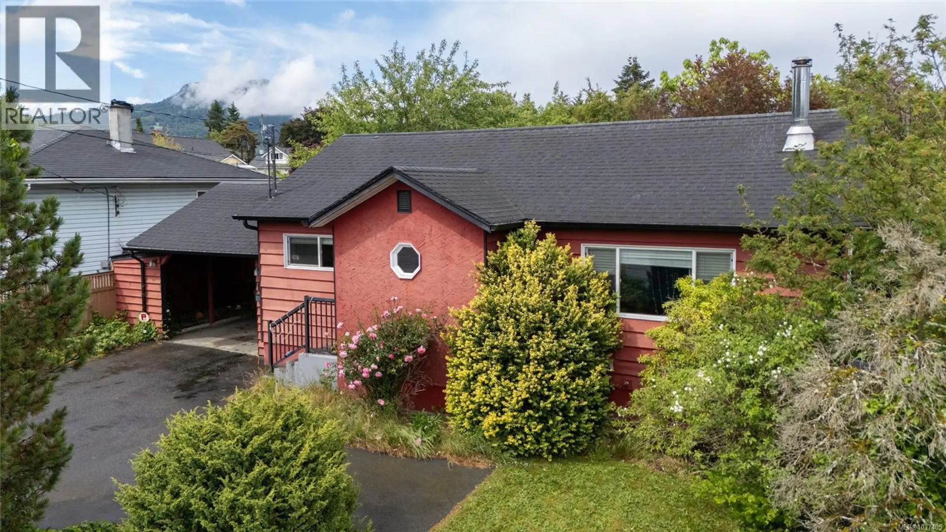 Property at 2967 Sherman Rd, Duncan, BC