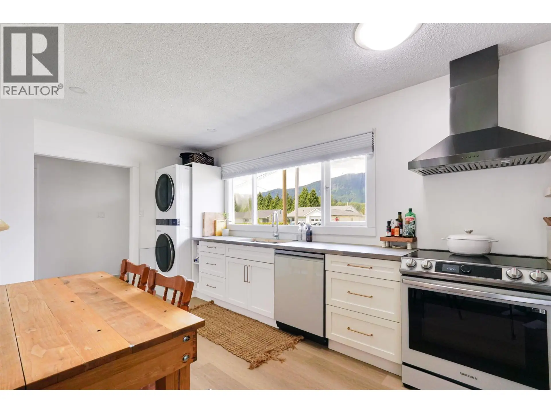 81 CHILKO STREET - Image 4