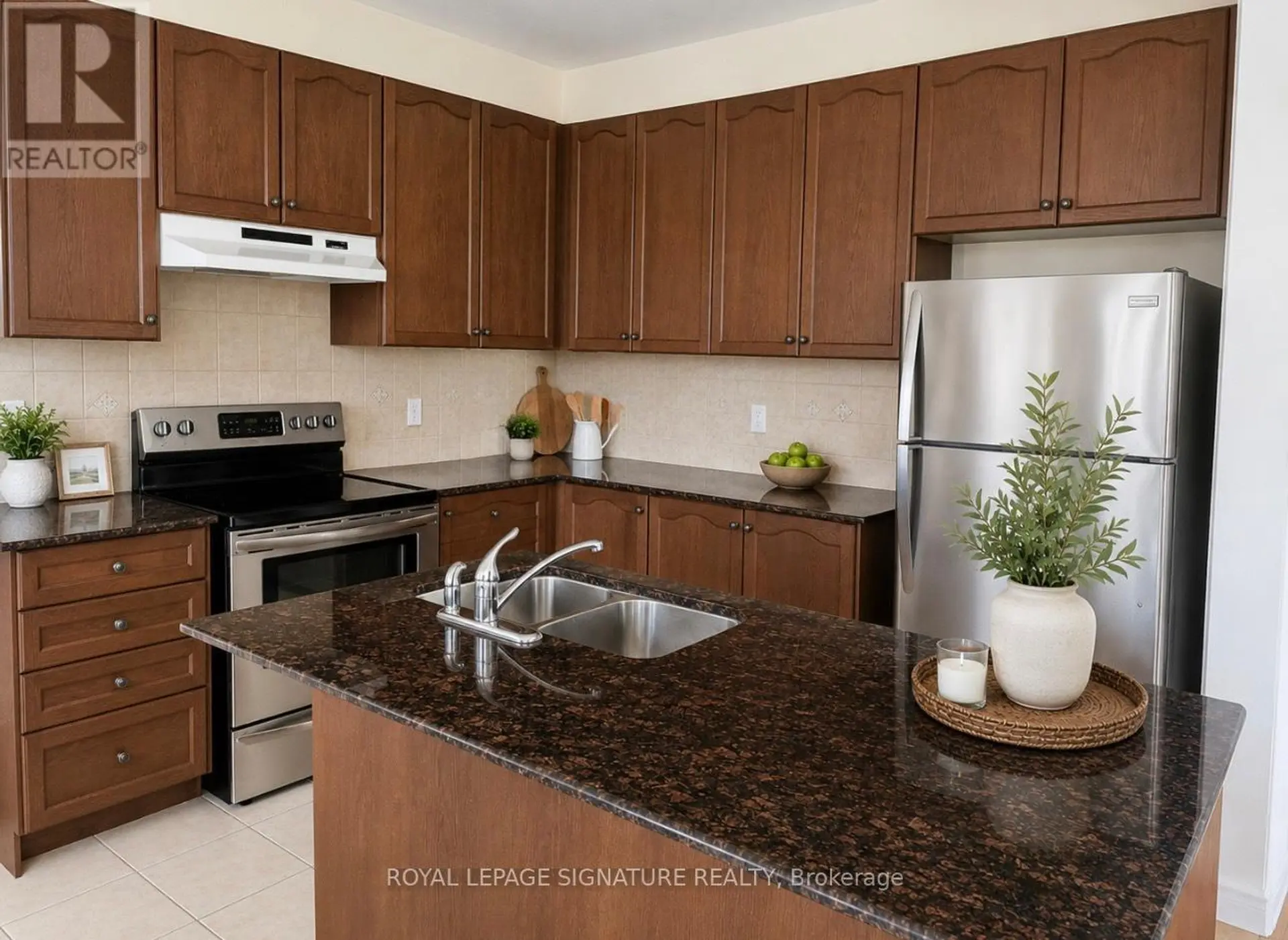 45 PELHAM DRIVE - Image 4