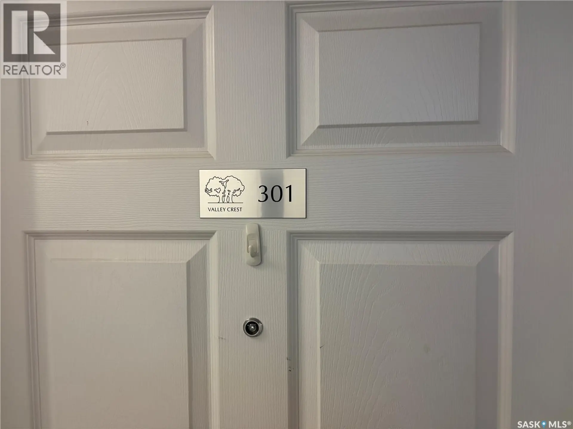 #301 1601 1st STREET - Image 2