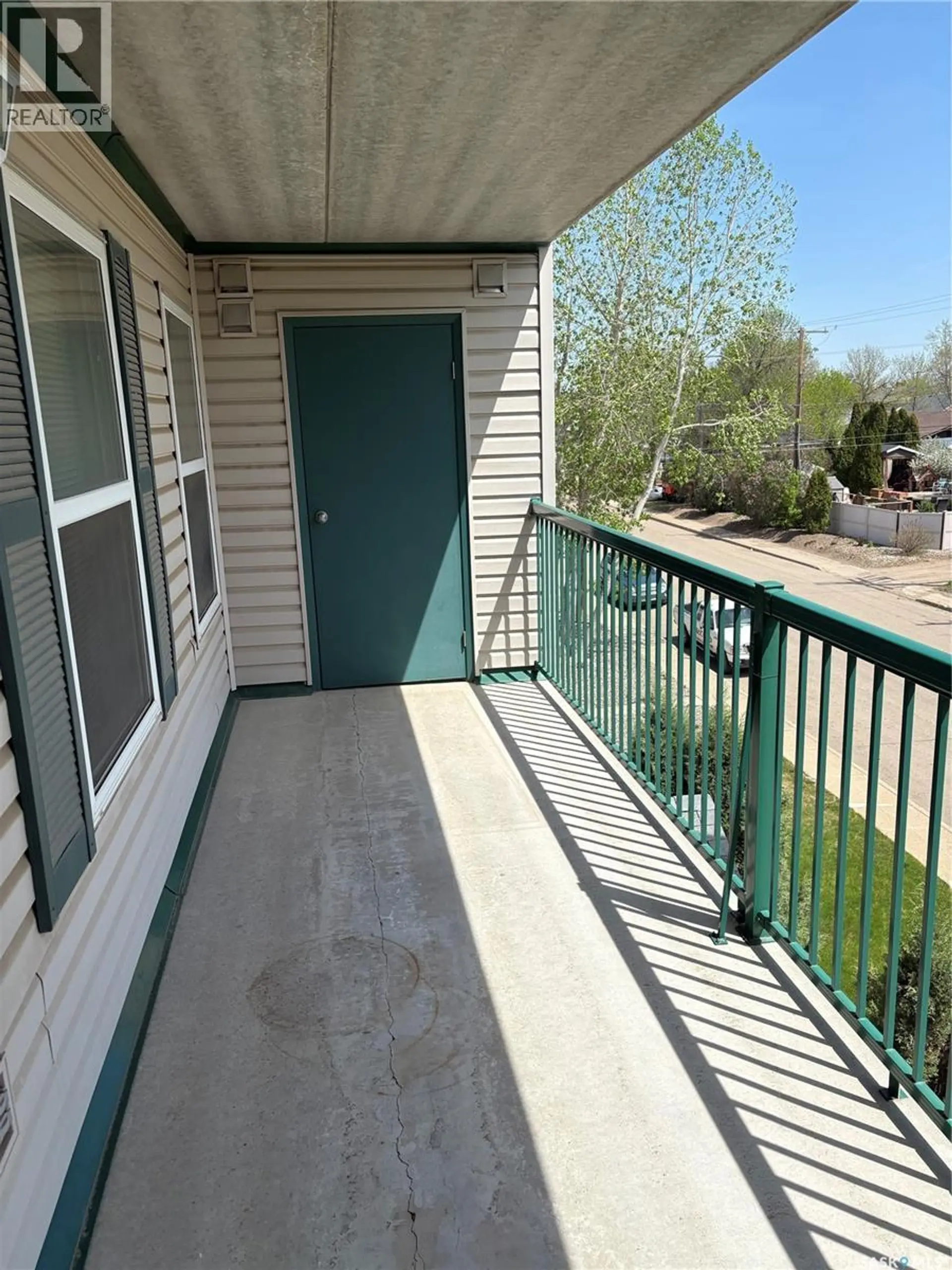 #301 1601 1st STREET - Image 3