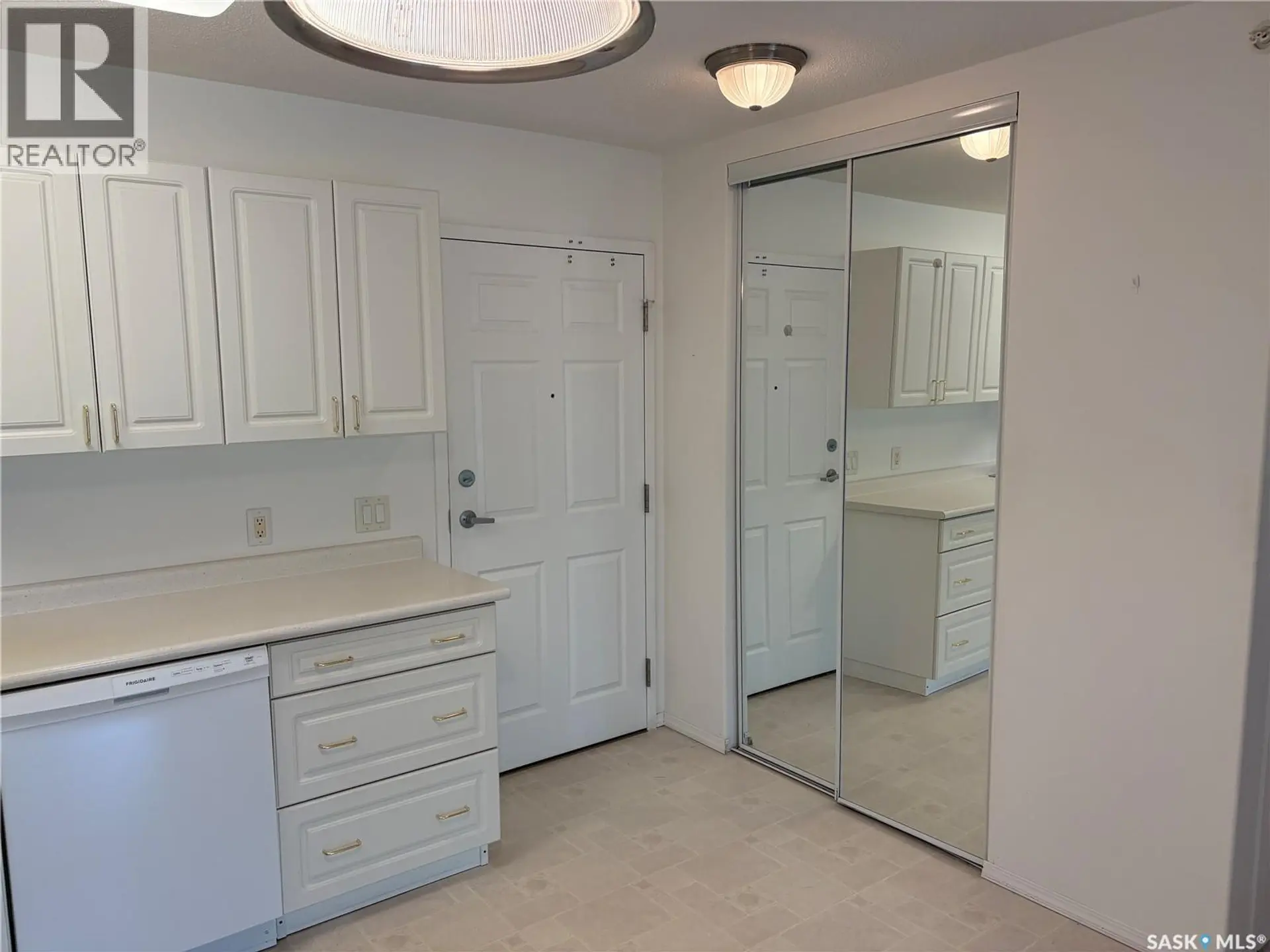 #301 1601 1st STREET - Image 8
