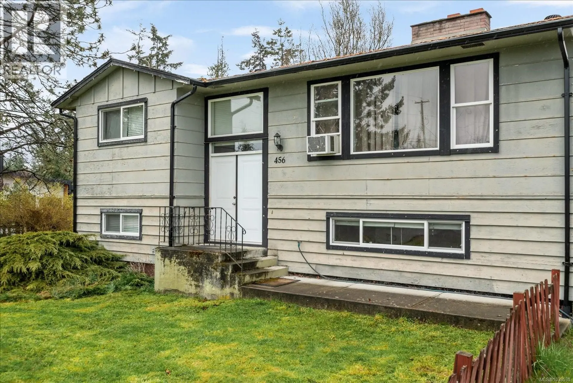 456 Hirst Ave - Image 16