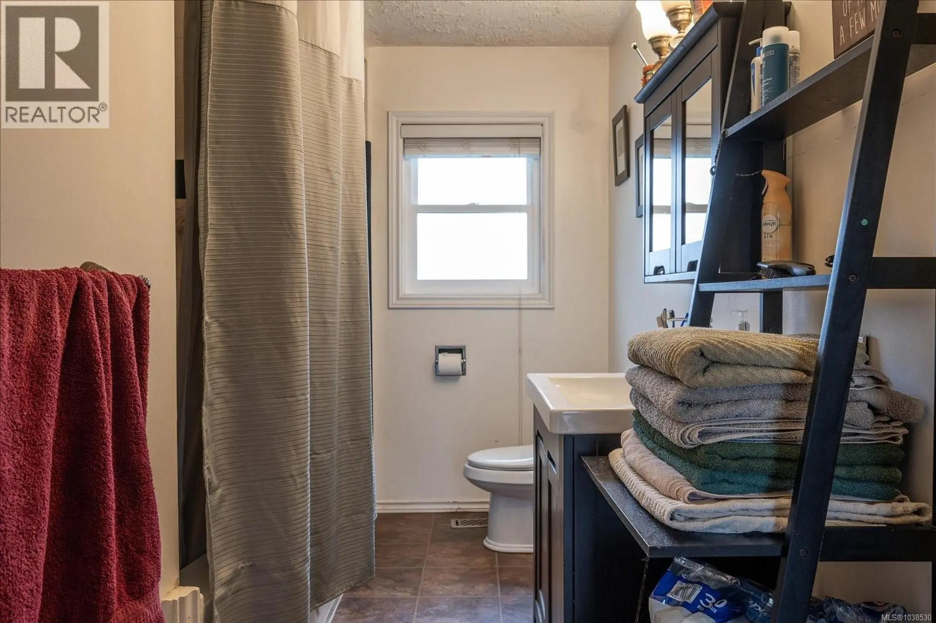 456 Hirst Ave - Image 7