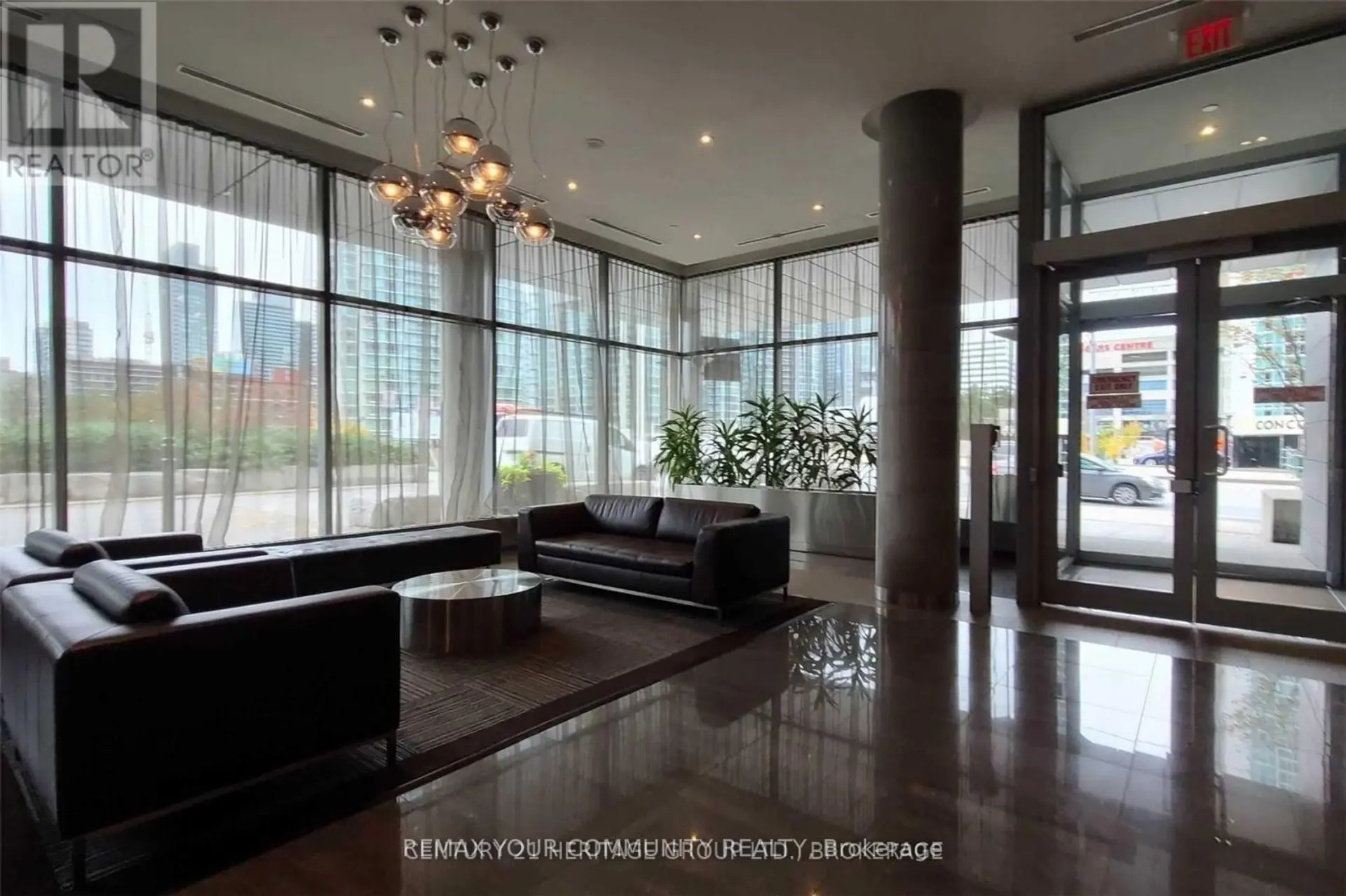 #919 4K SPADINA AVENUE - Image 5