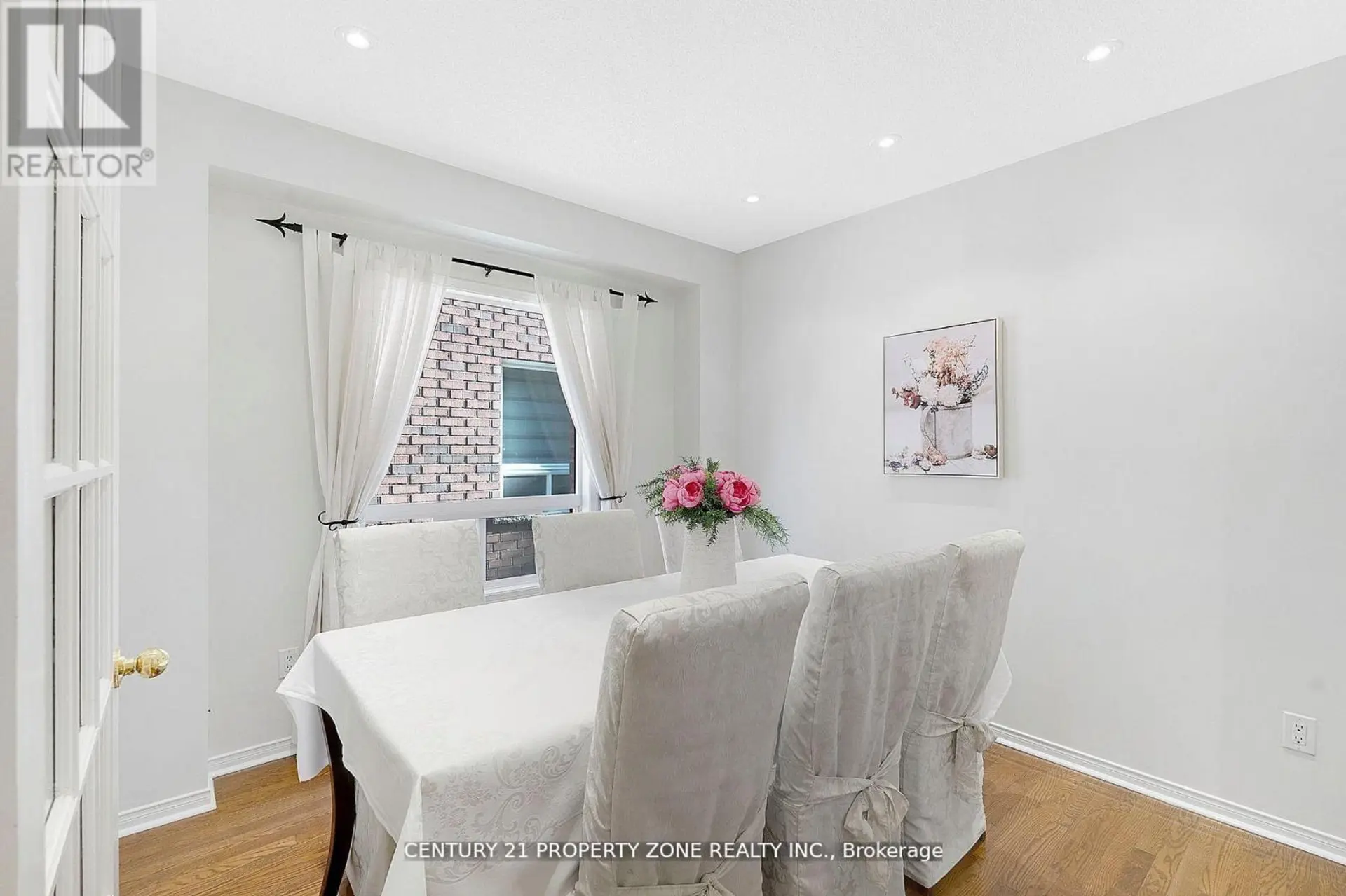 582 PLANTATION GATE - Image 5