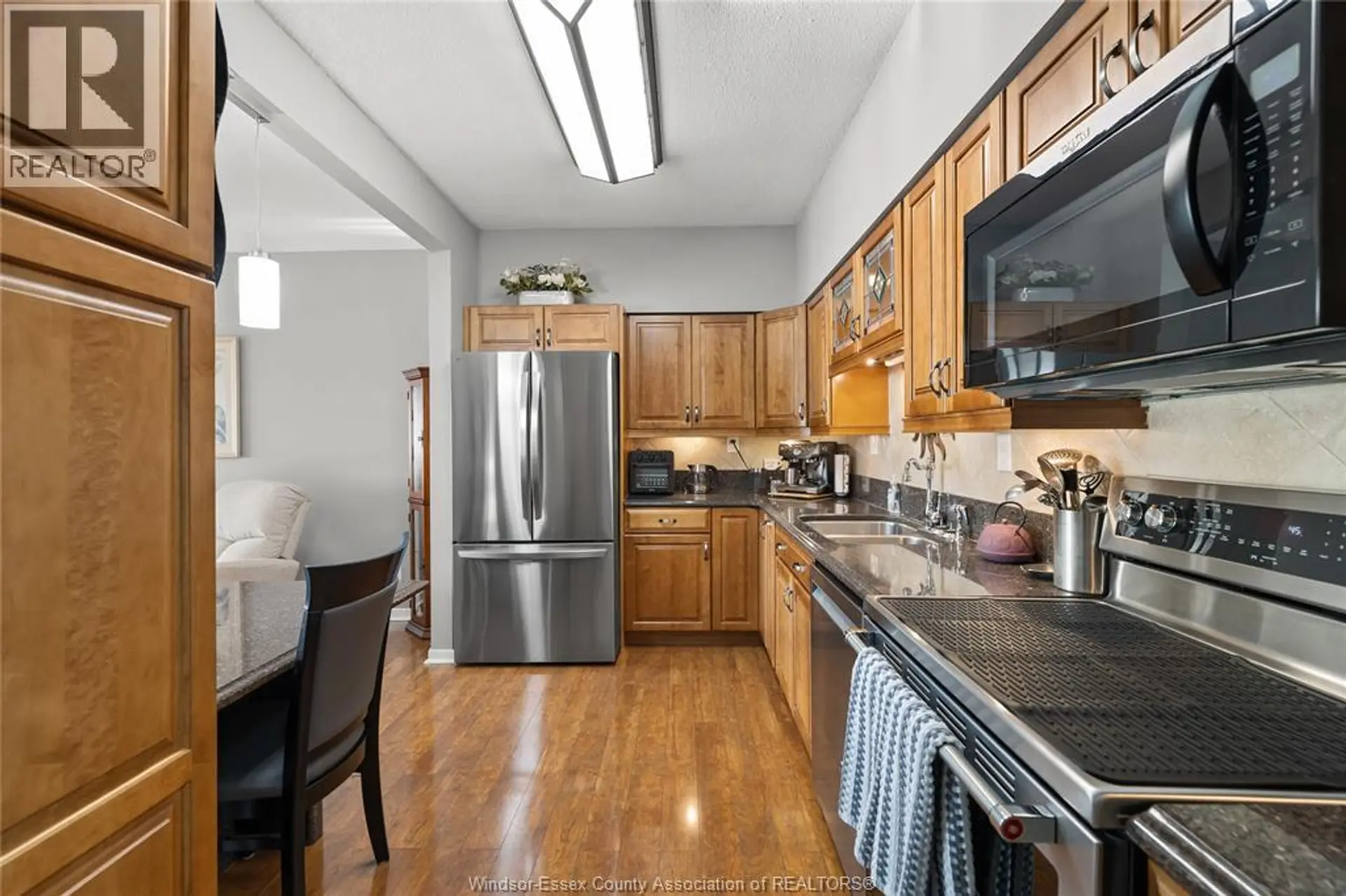 #904 3663 RIVERSIDE DRIVE East - Image 4