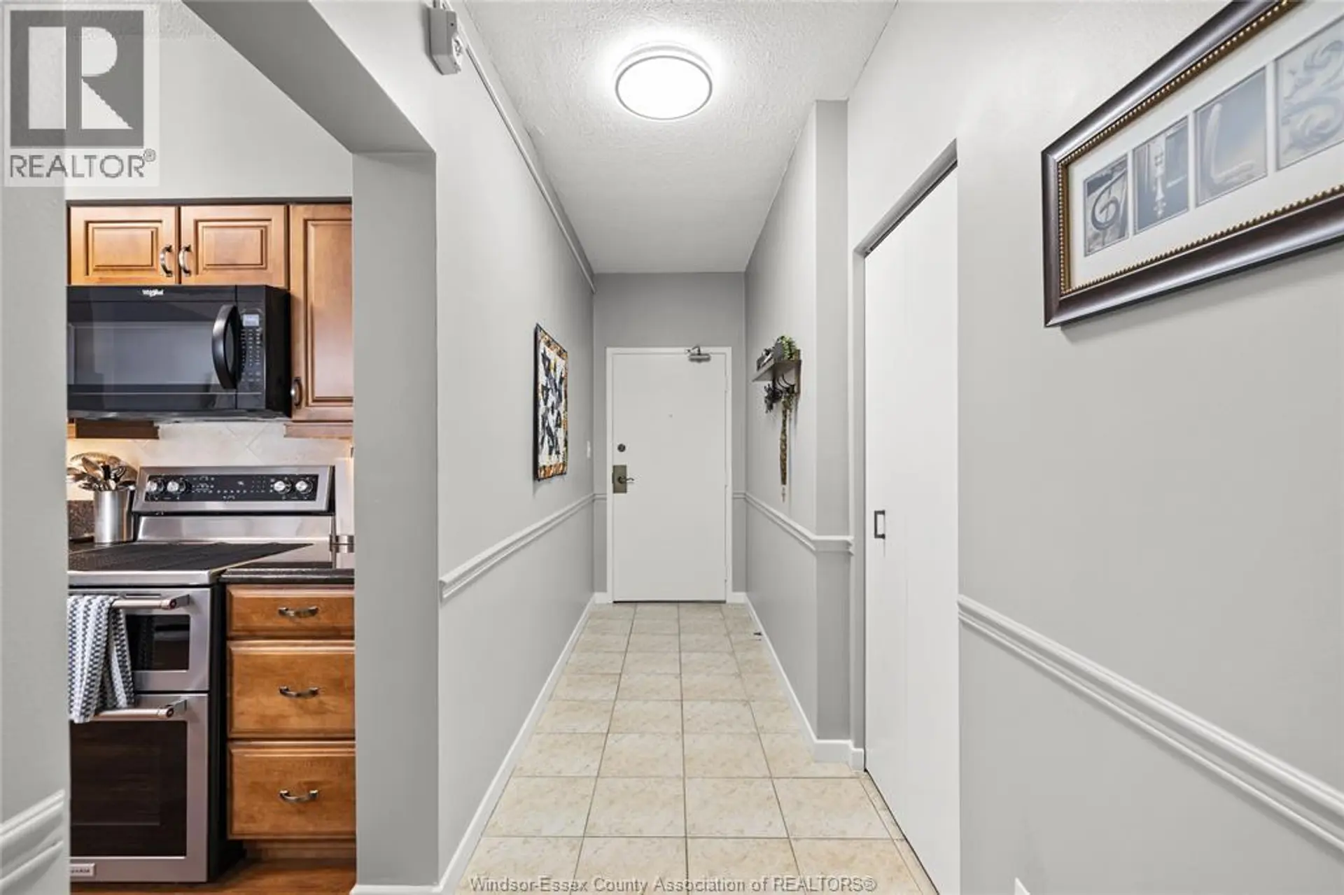 #904 3663 RIVERSIDE DRIVE East - Image 3