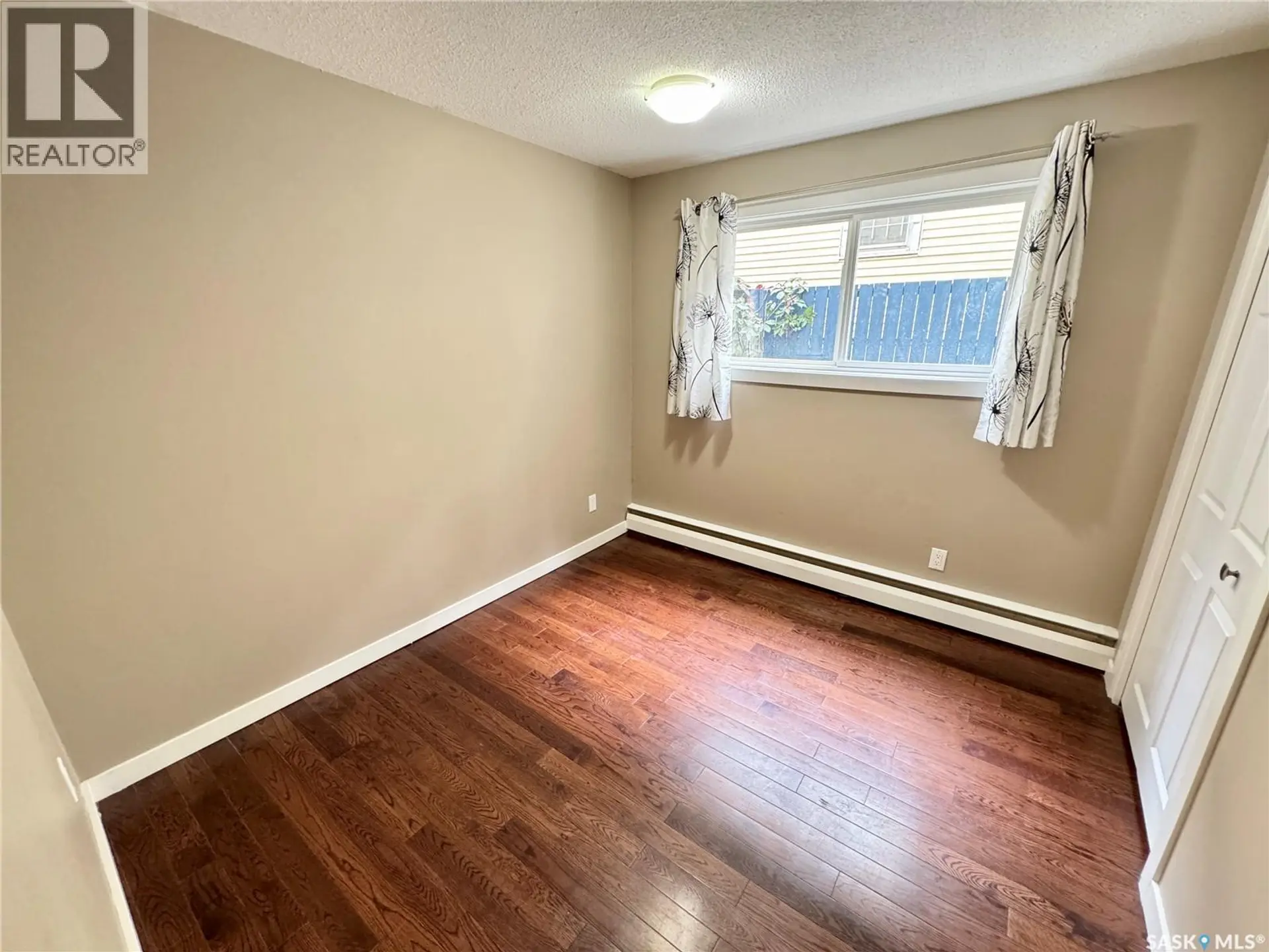 #7 2121 Rae STREET - Image 8