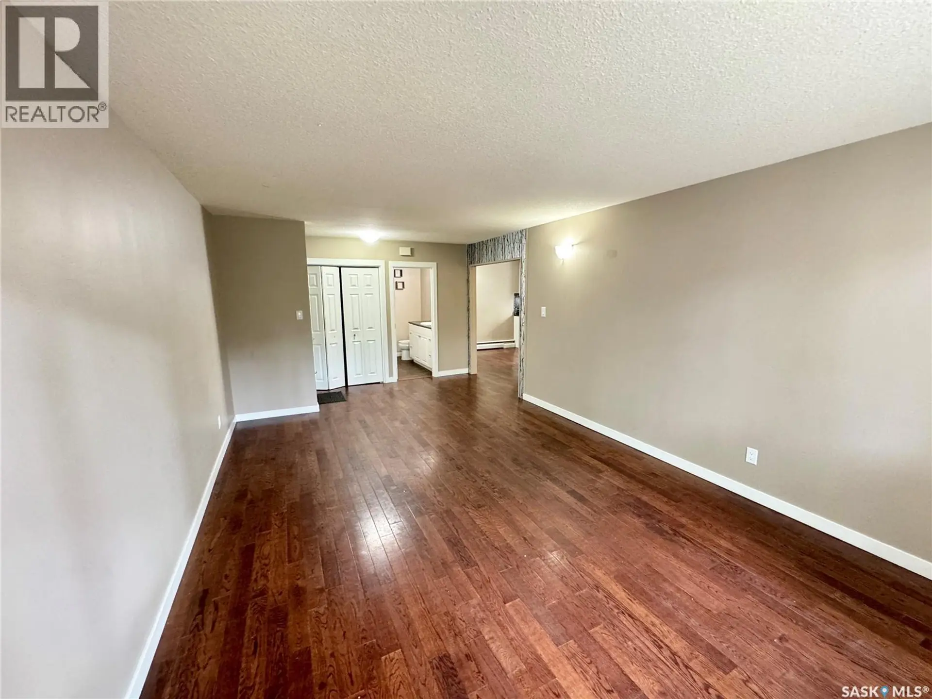 #7 2121 Rae STREET - Image 5