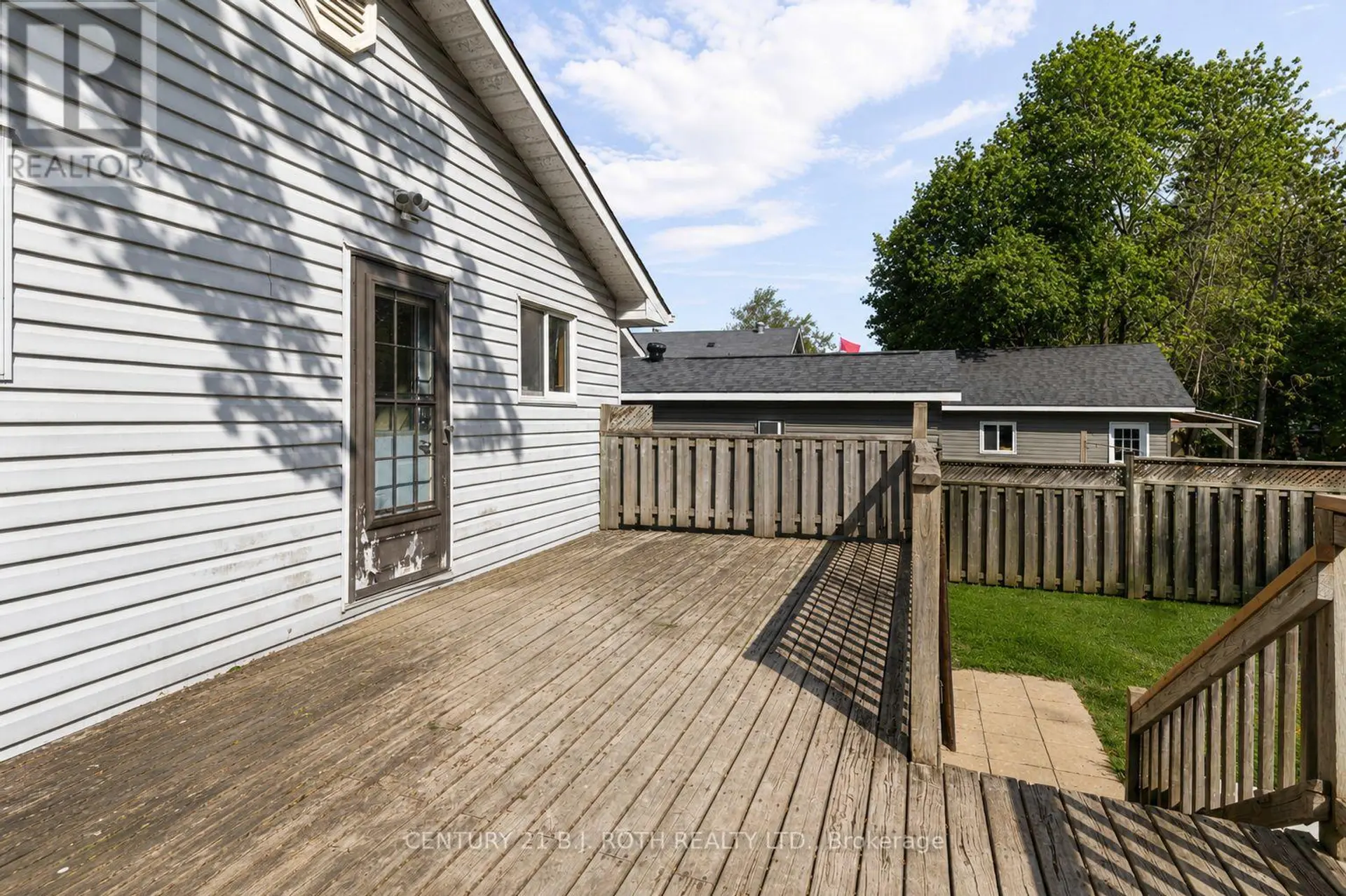 292 MILLARD STREET - Image 12