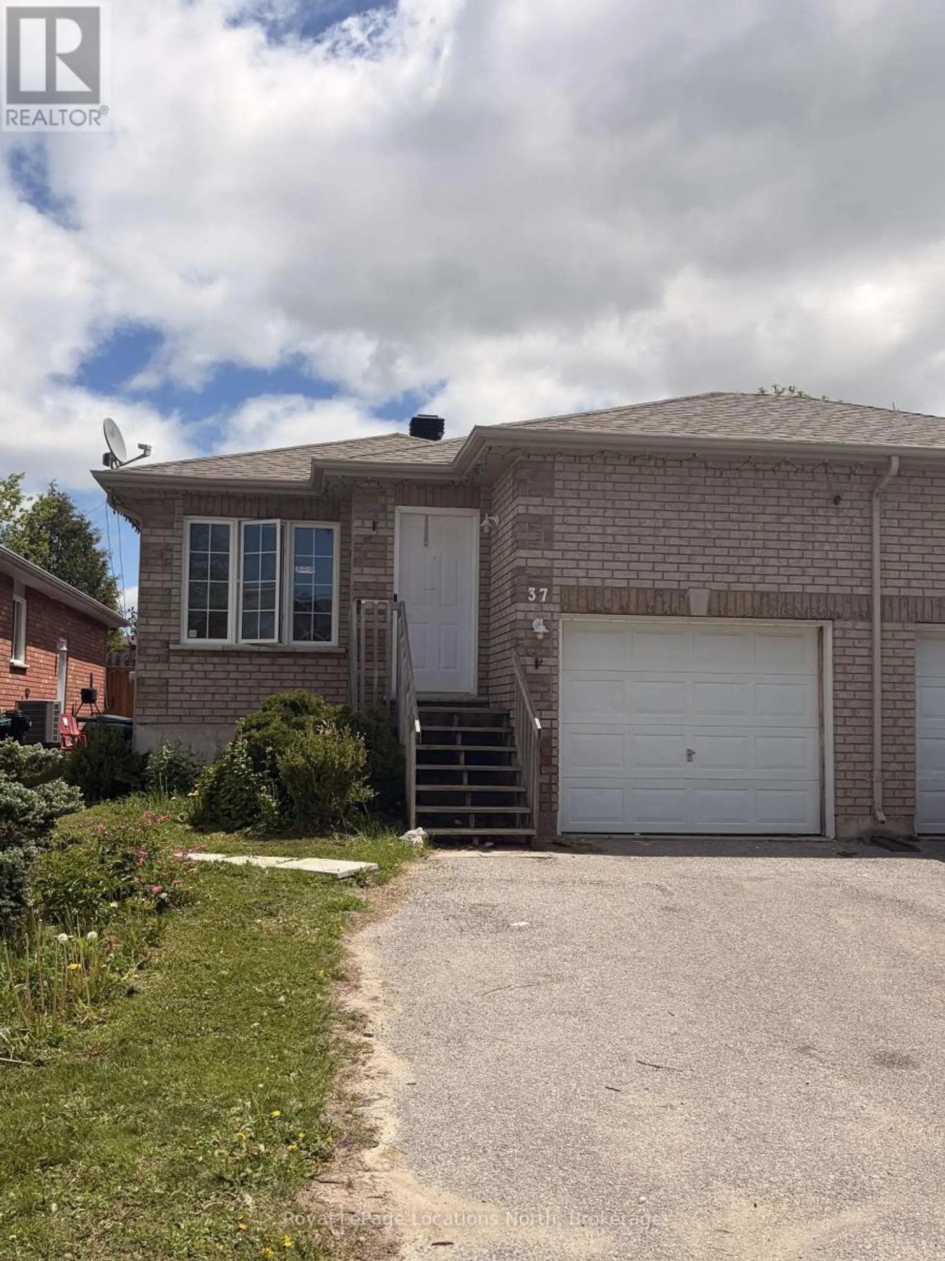 37 VIOLET STREET - Image 1