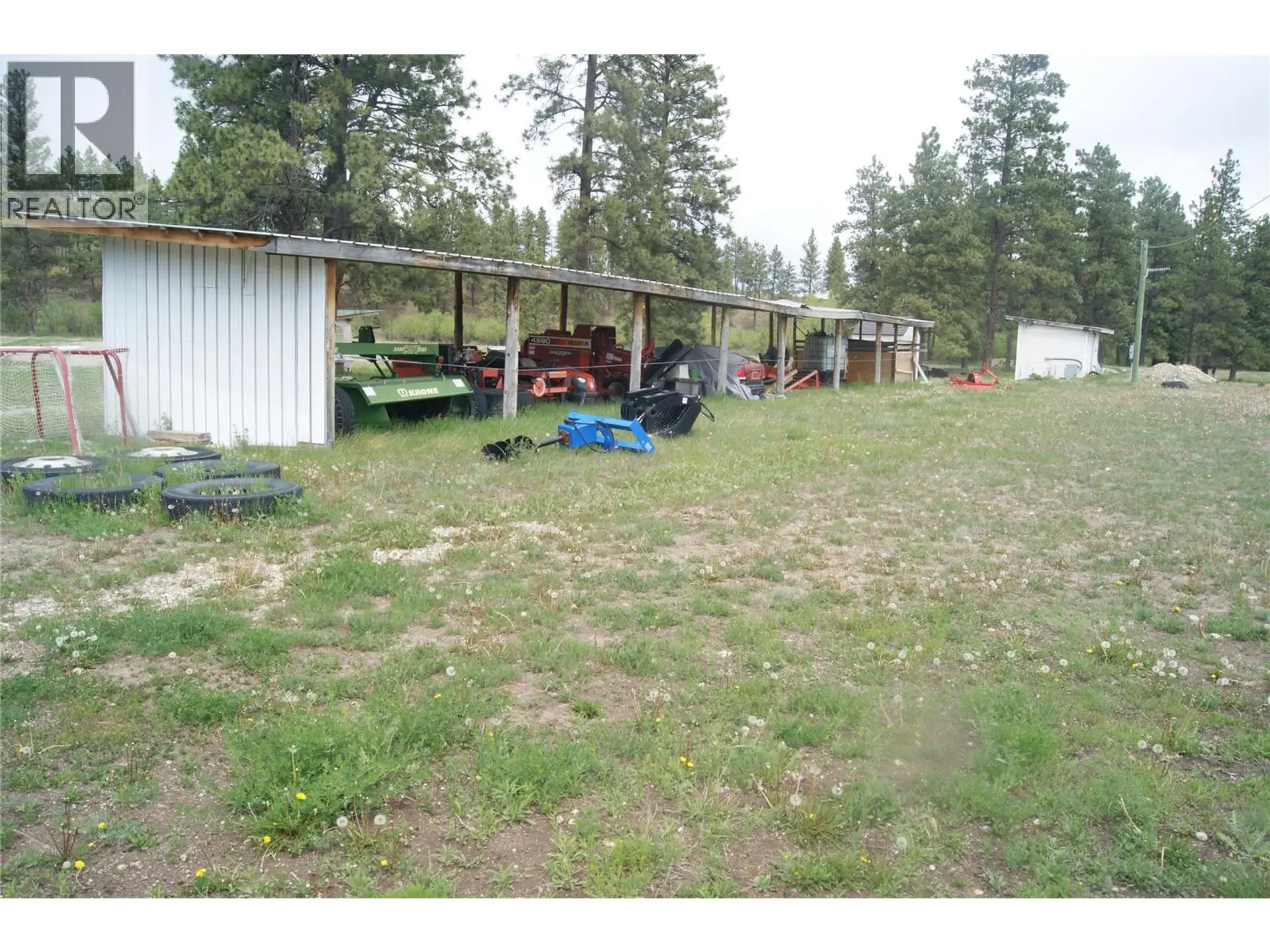 5553 93/95 Highway - Image 14