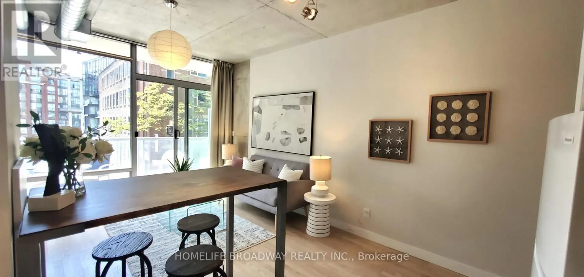 #303 169 JOHN STREET - Image 2