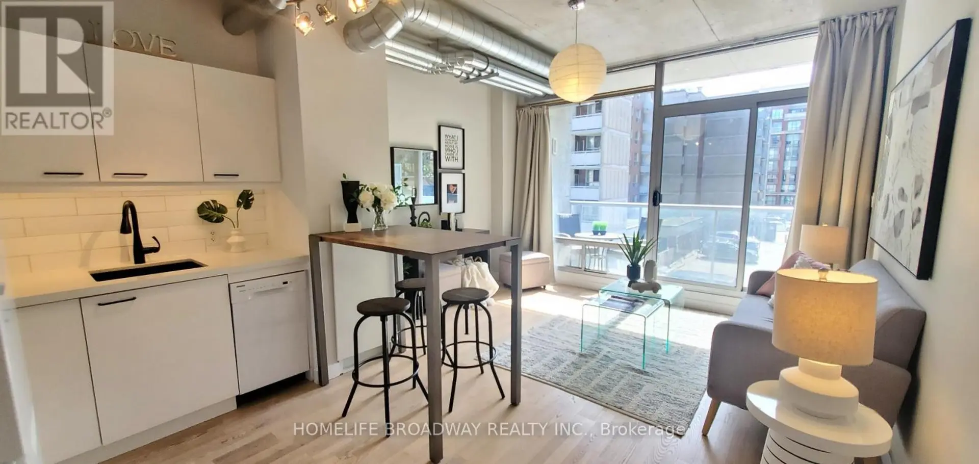 #303 169 JOHN STREET - Image 3