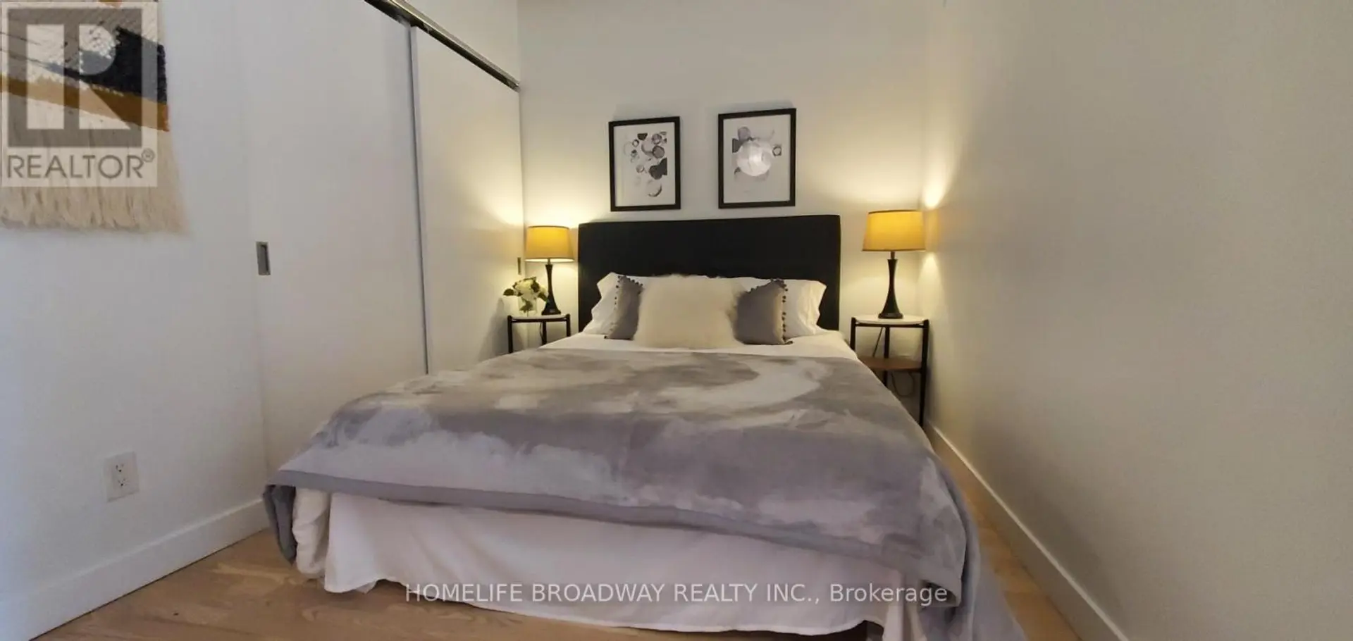 #303 169 JOHN STREET - Image 6