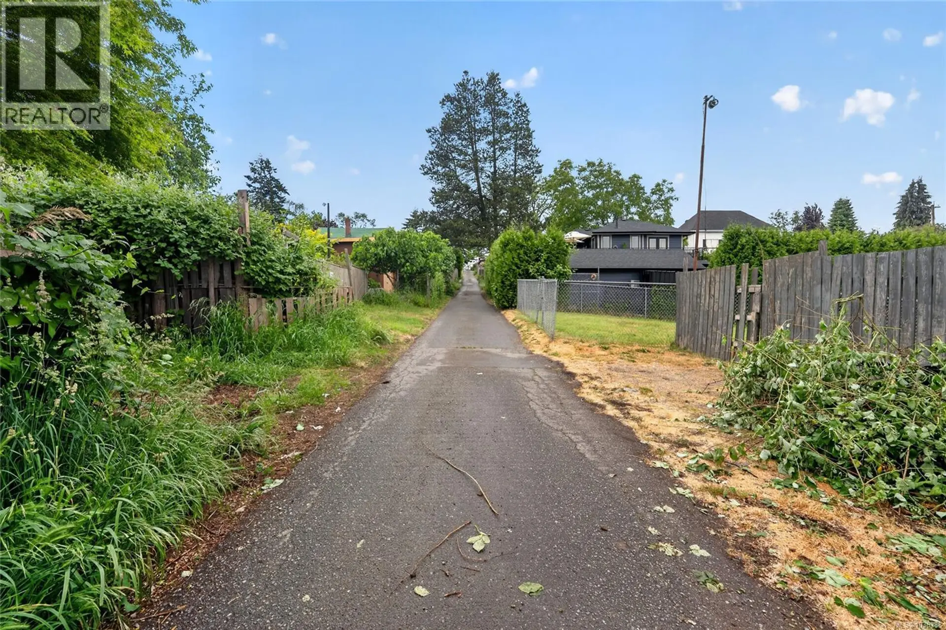 674 Farquhar St - Image 4