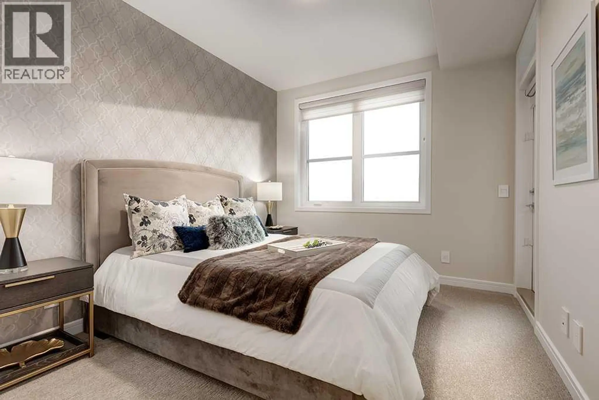 #1301 110 Greenbriar Place NW - Image 5