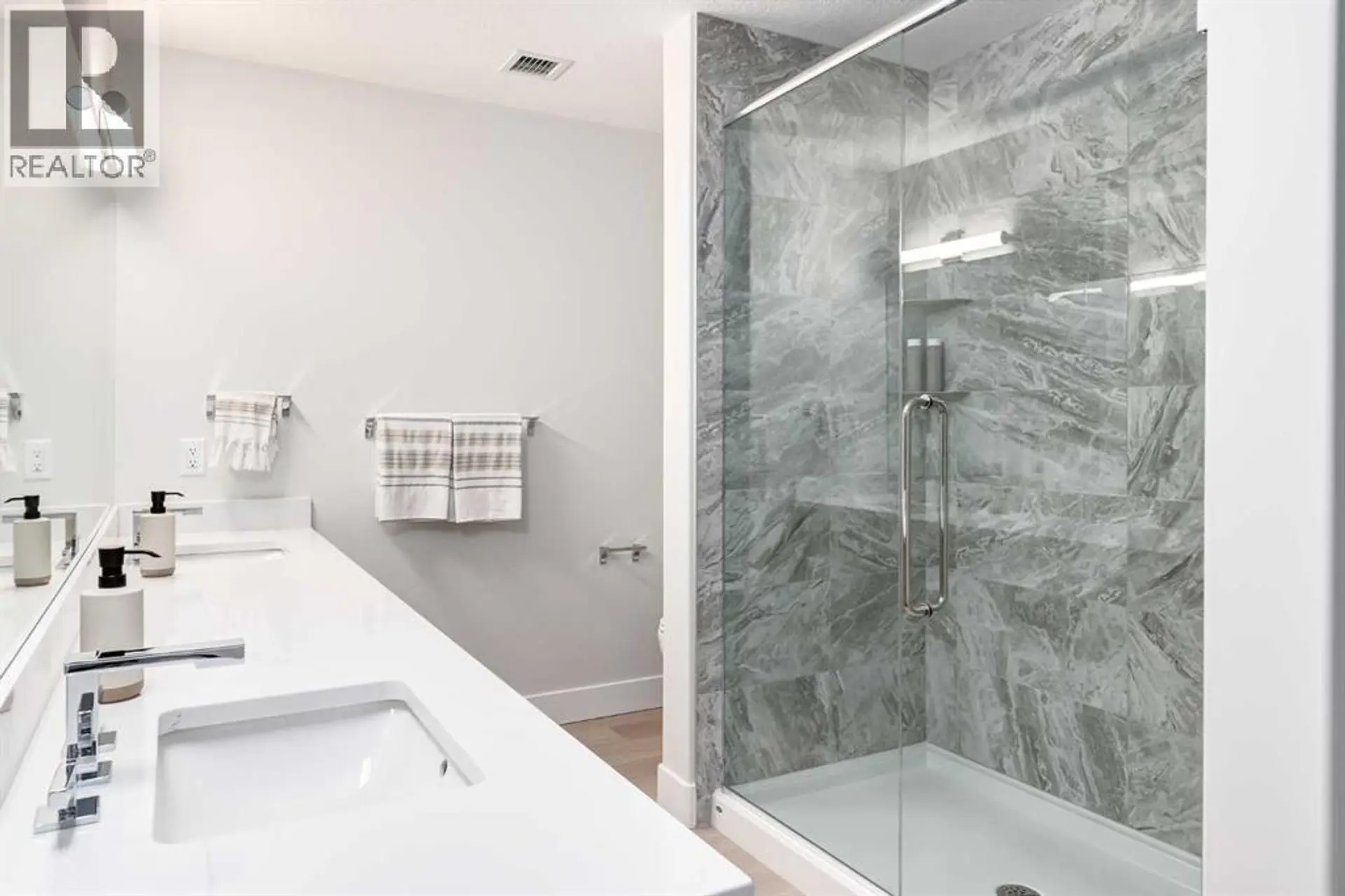 #1307 110 Greenbriar Place NW - Image 13