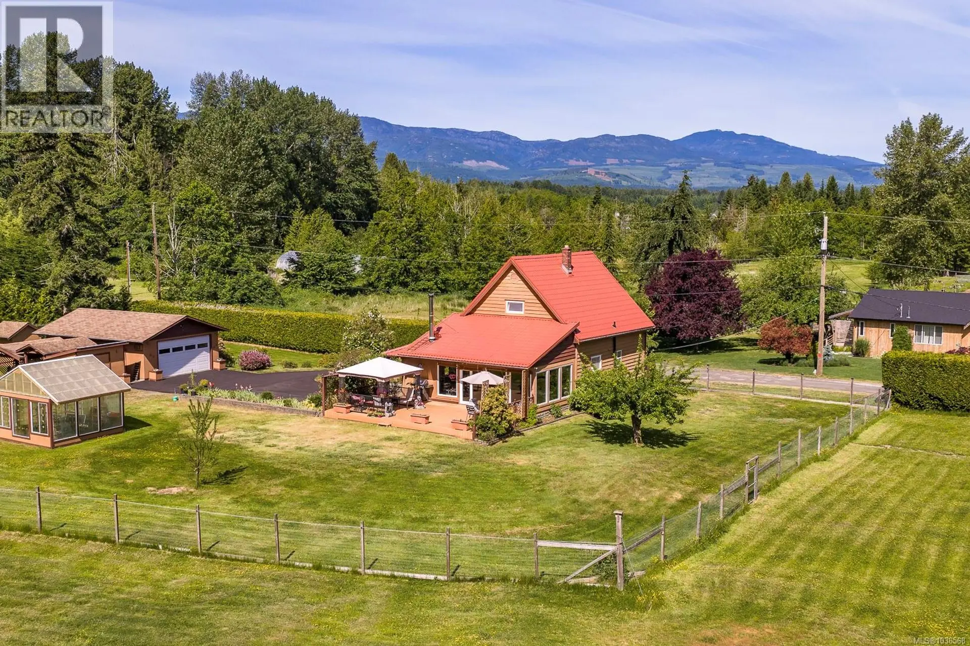Property at 2924 Baird Rd, Courtenay, BC