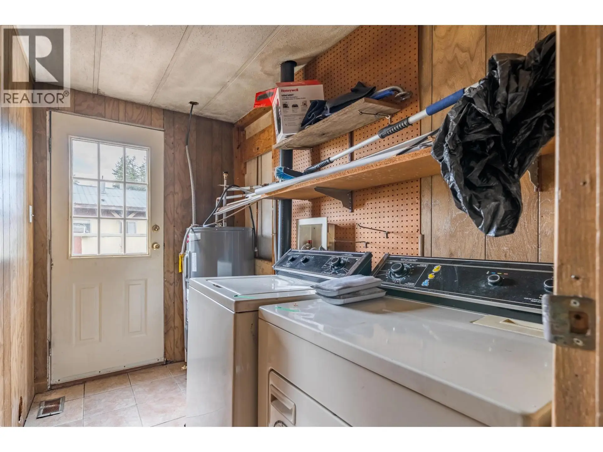 4807 CLARKE AVENUE - Image 10