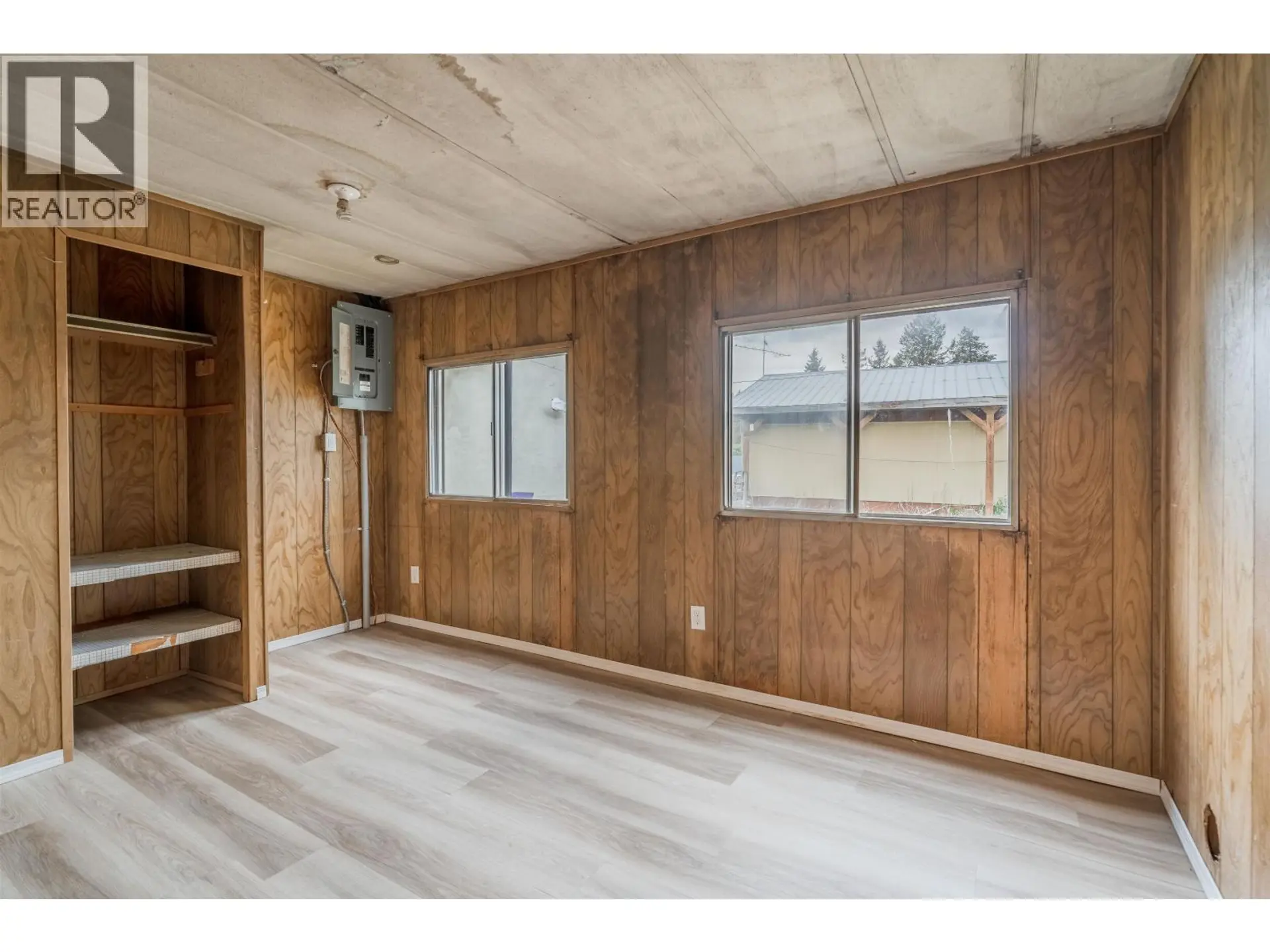 4807 CLARKE AVENUE - Image 3
