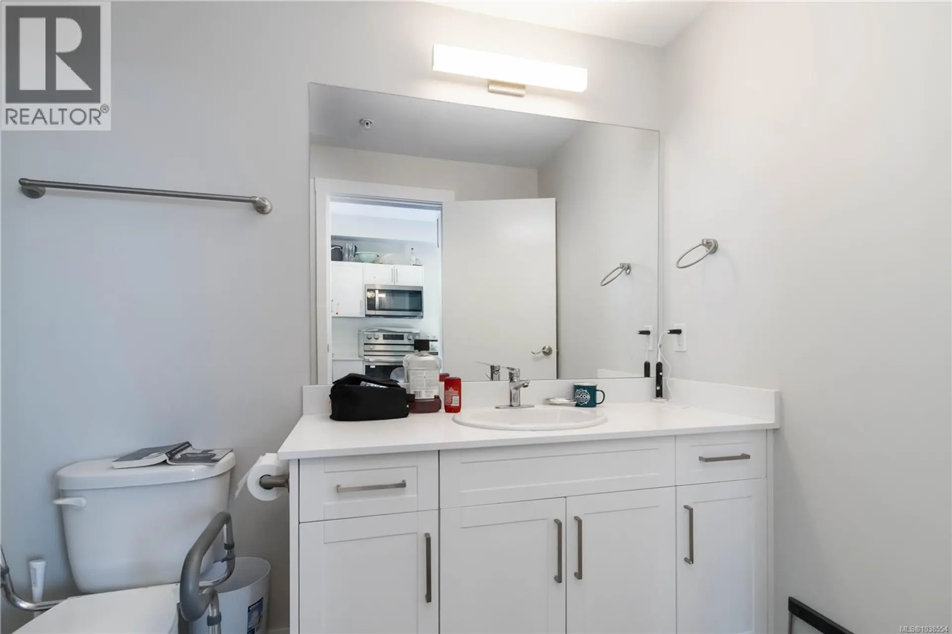 #602 868 Orono Ave - Image 13