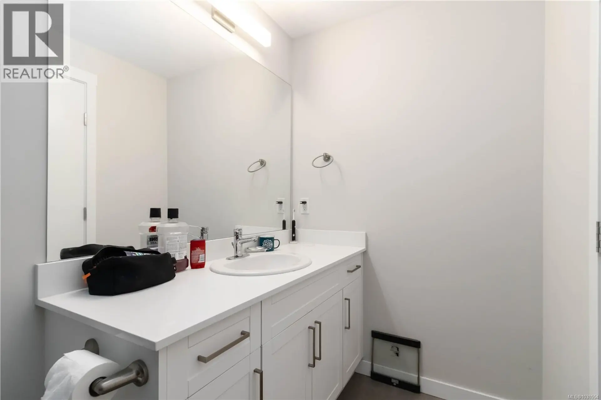 #602 868 Orono Ave - Image 14