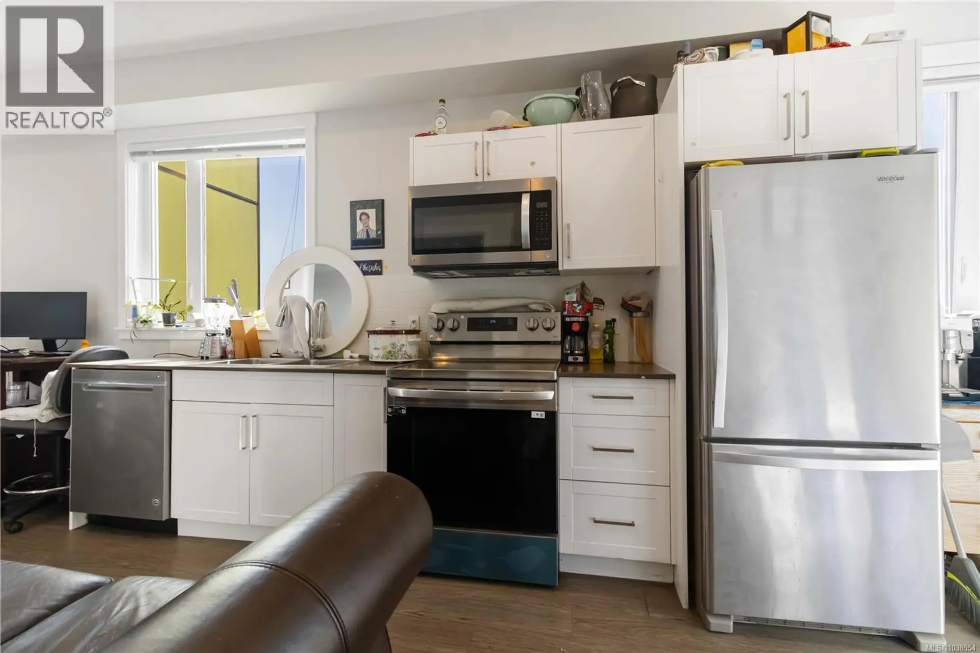 #602 868 Orono Ave - Image 5