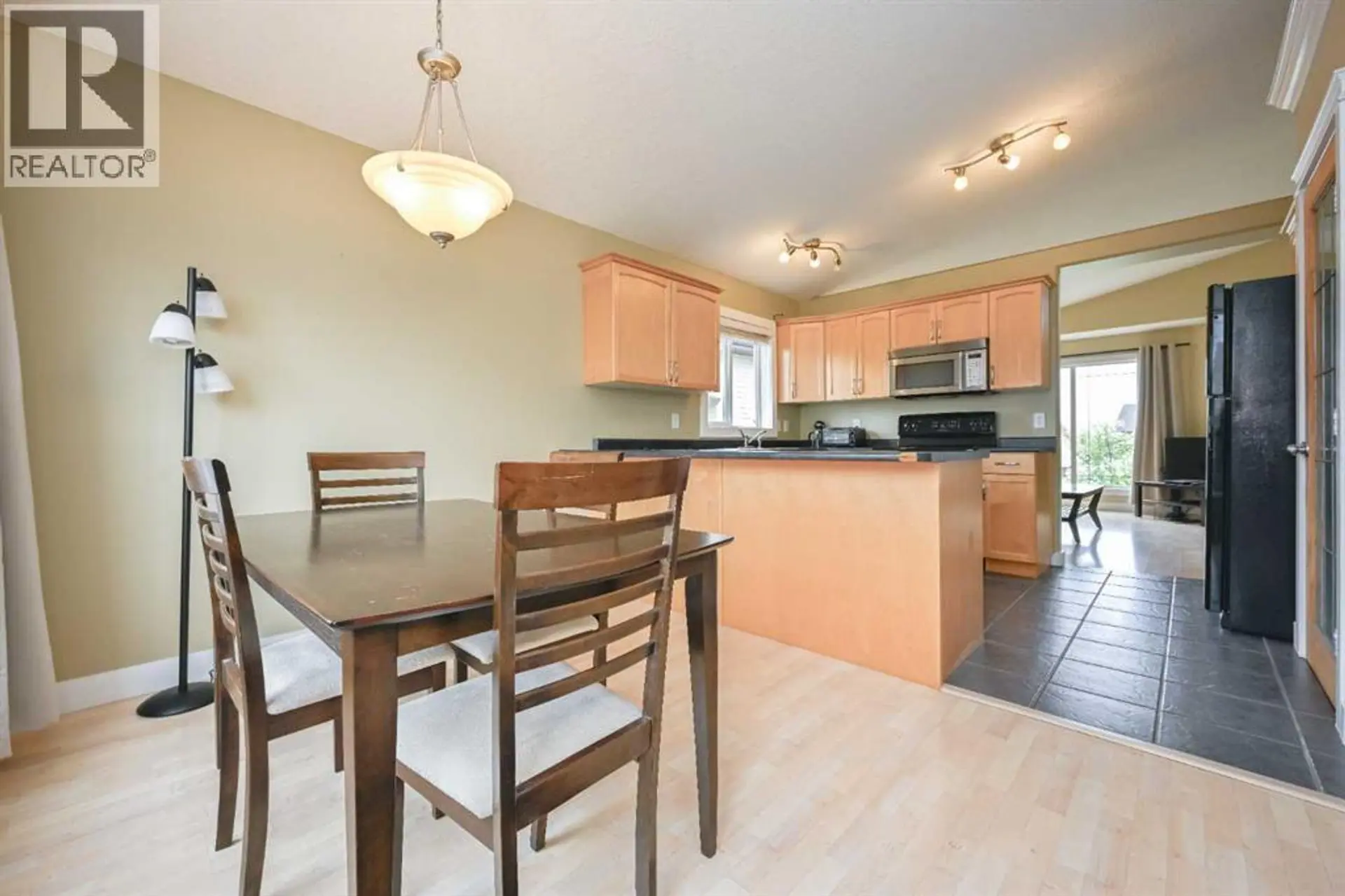 8821 113 Avenue - Image 6