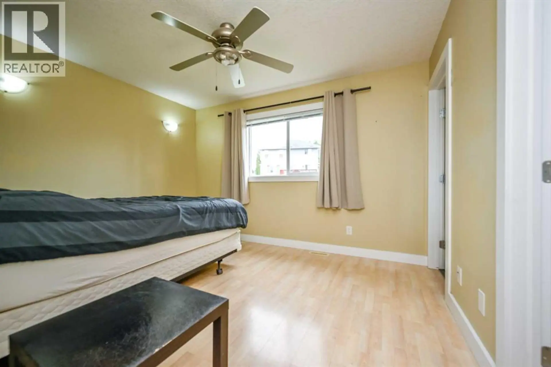 8821 113 Avenue - Image 10