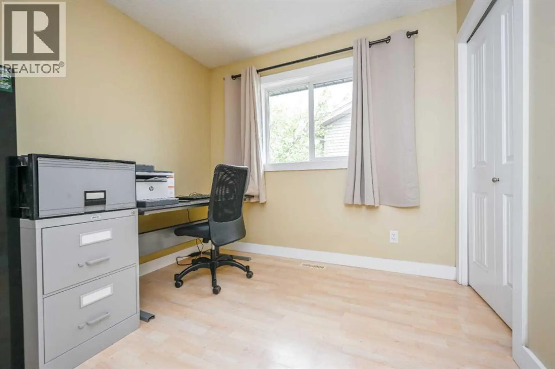 8821 113 Avenue - Image 13
