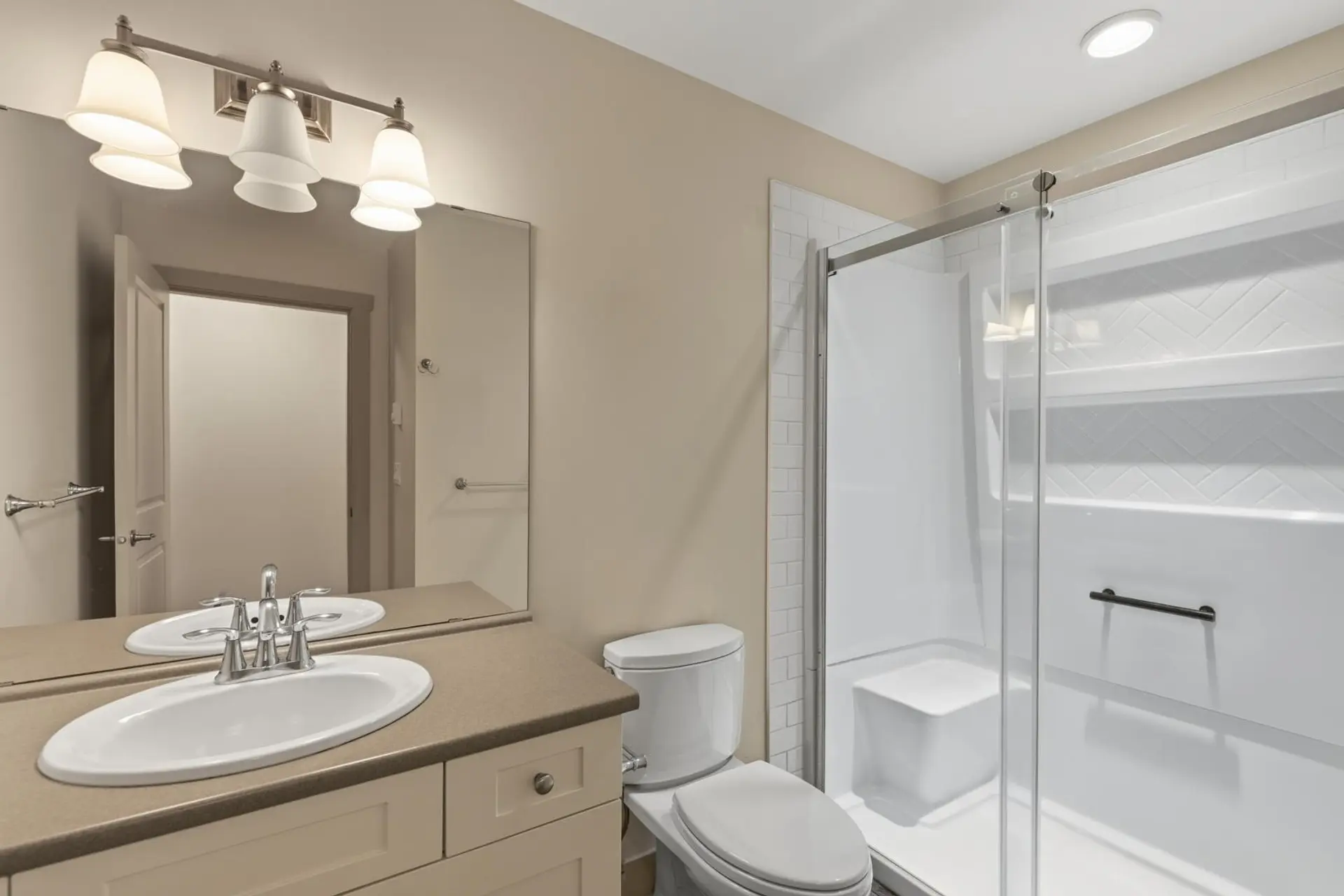 #2 12710 Lagoon Road - Image 11