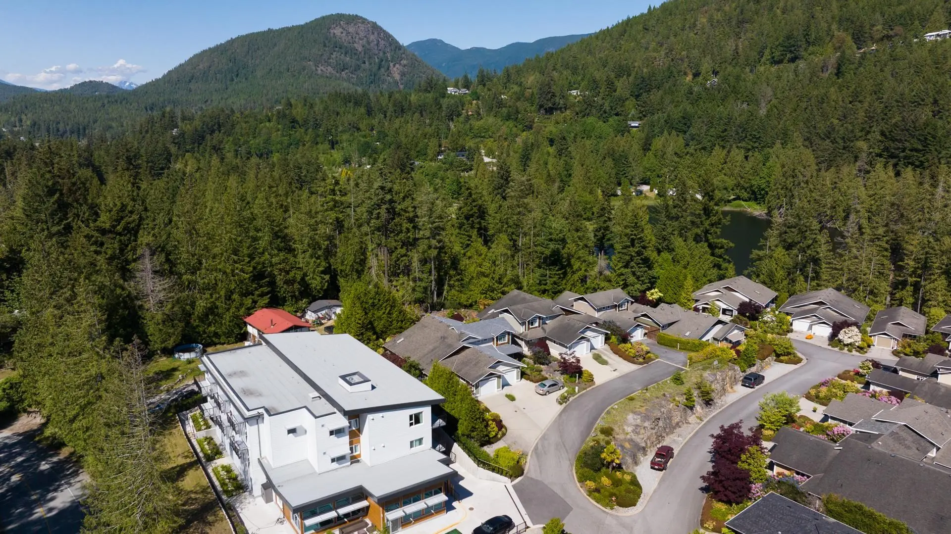 #2 12710 Lagoon Road - Image 16