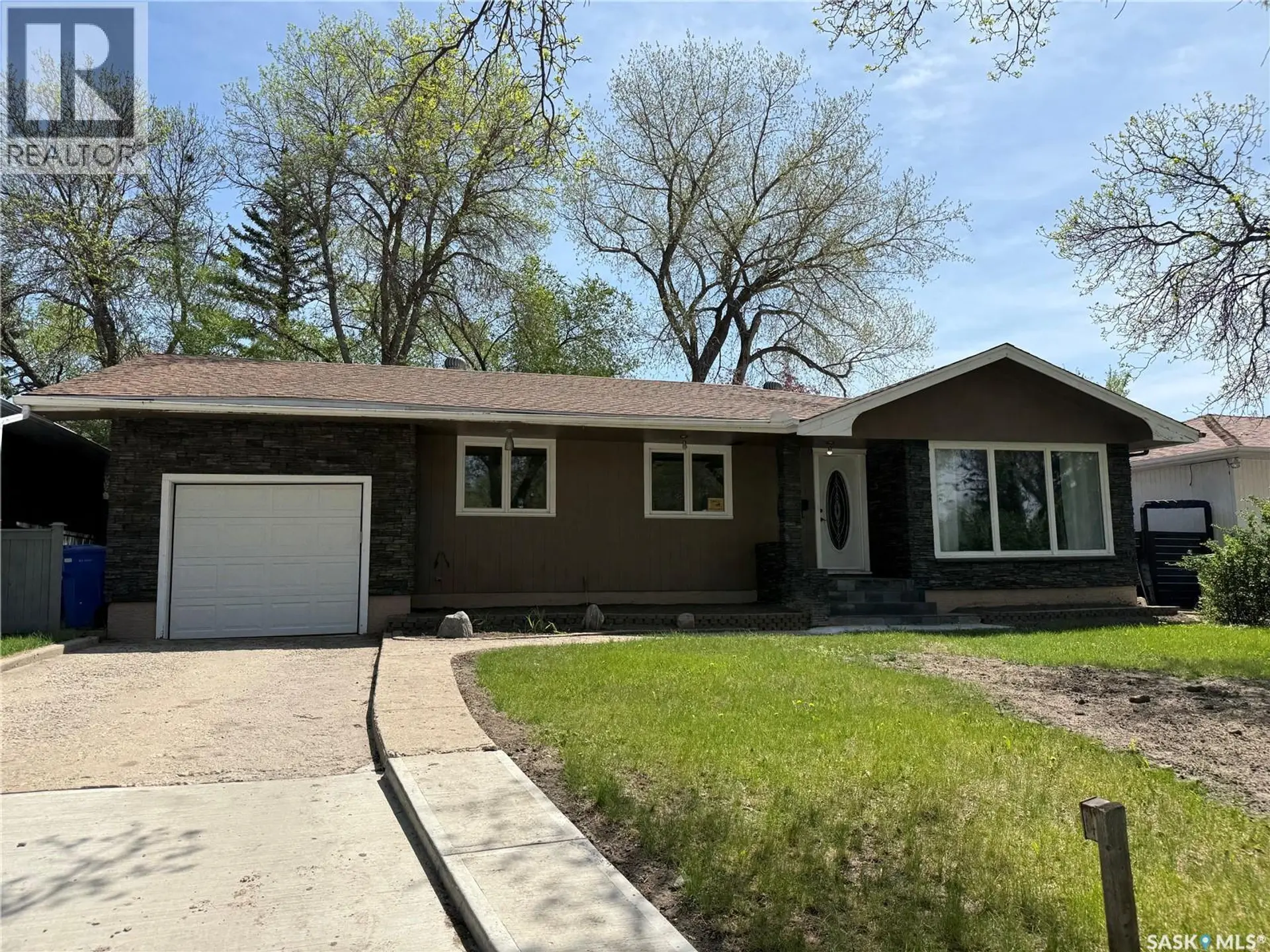 25 Calder CRESCENT - Image 1