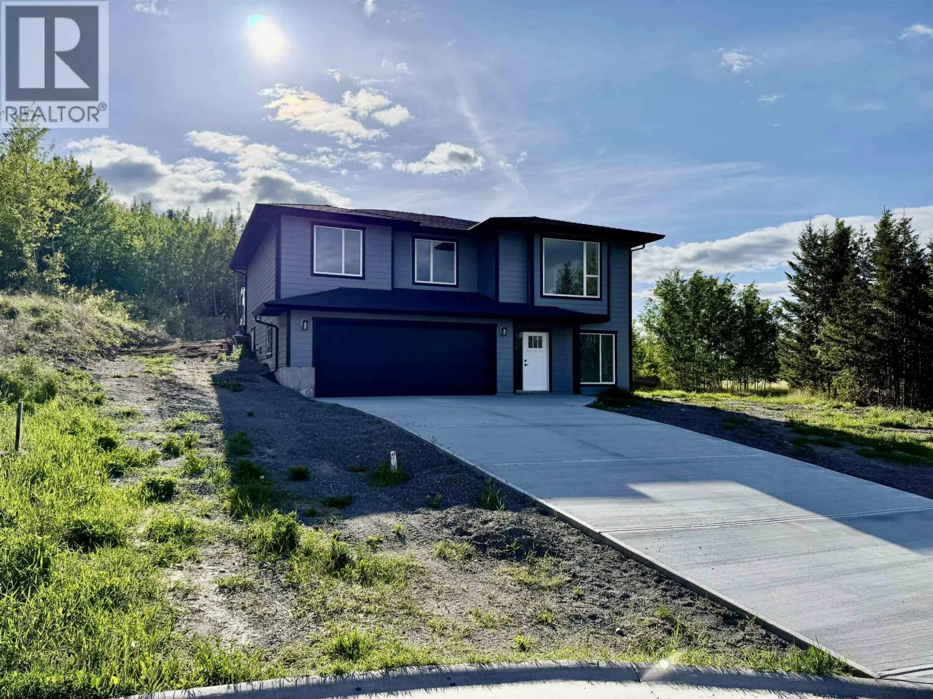 Property at 905 SPRUCE PLACE, 100 Mile House, BC