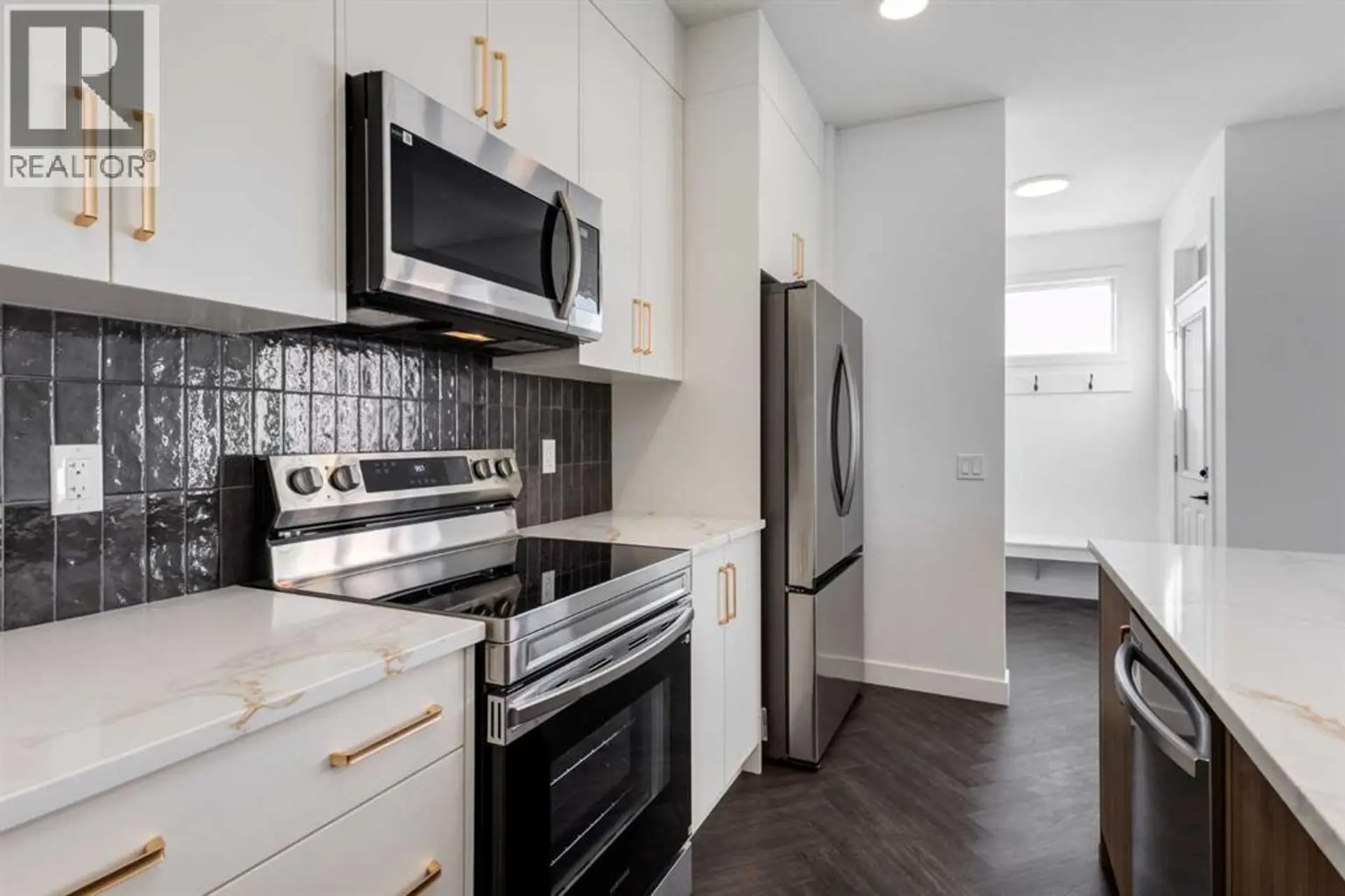 218 Greystone Boulevard - Image 7