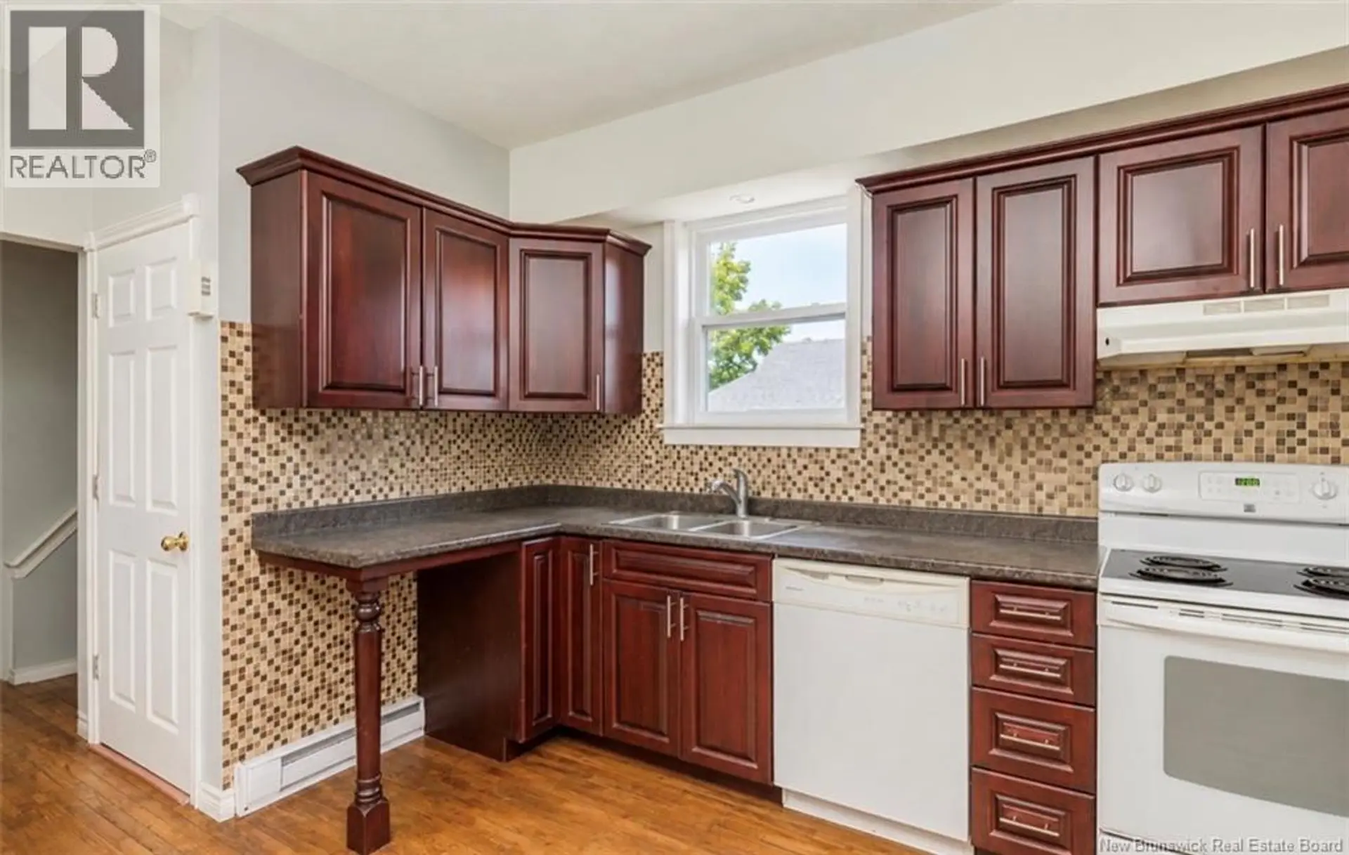 18-20 Mill Road - Image 2